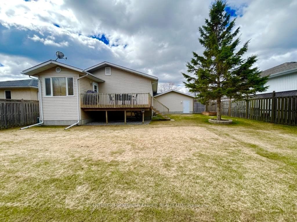 912 Kaitlyn Drive photo 42