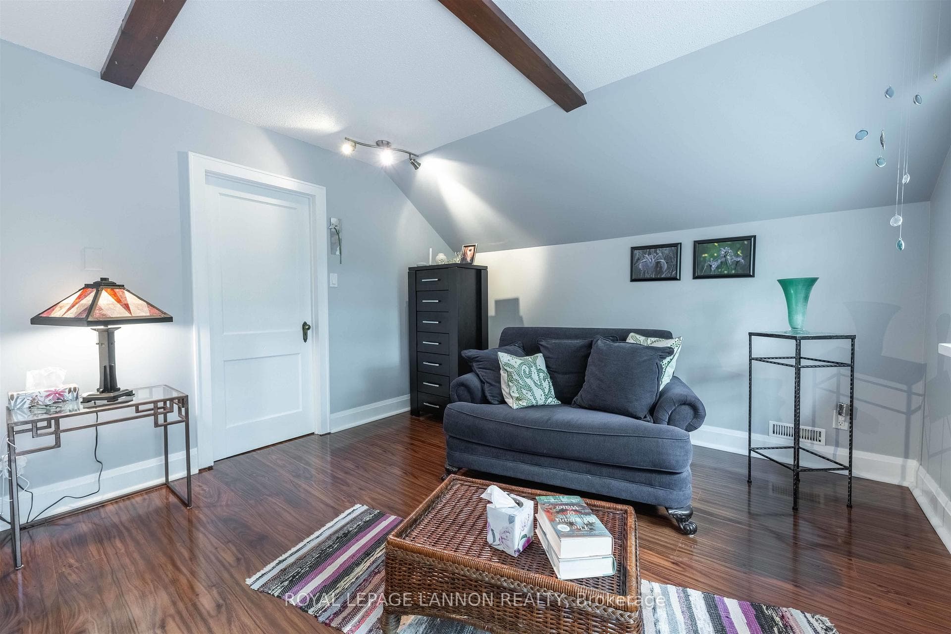 136 Sherwood Dr photo 33