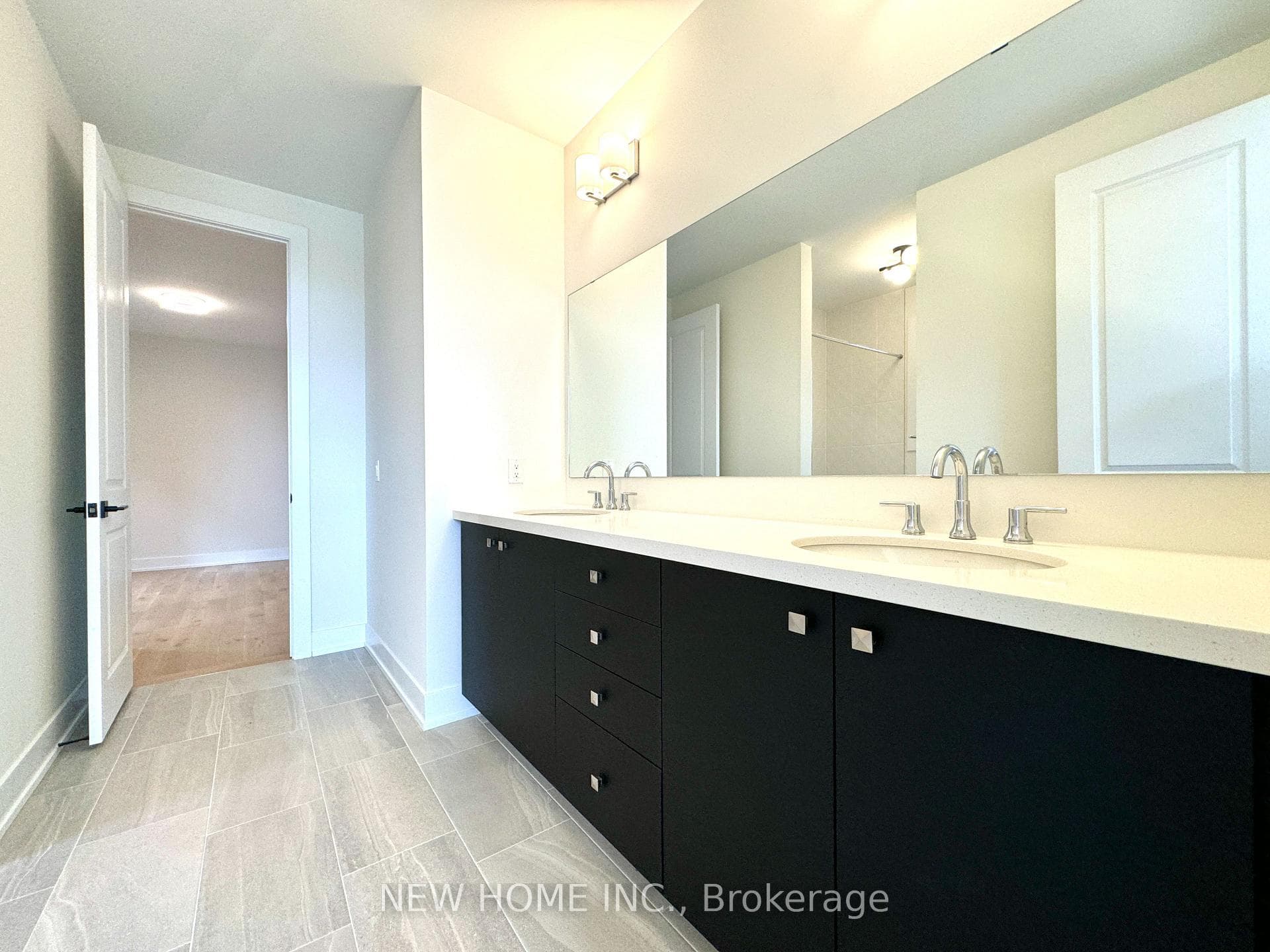 12 Vanderbergh Avenue photo 30