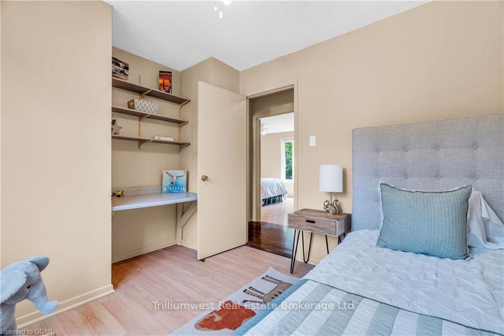 259 WARATAH Avenue photo 19