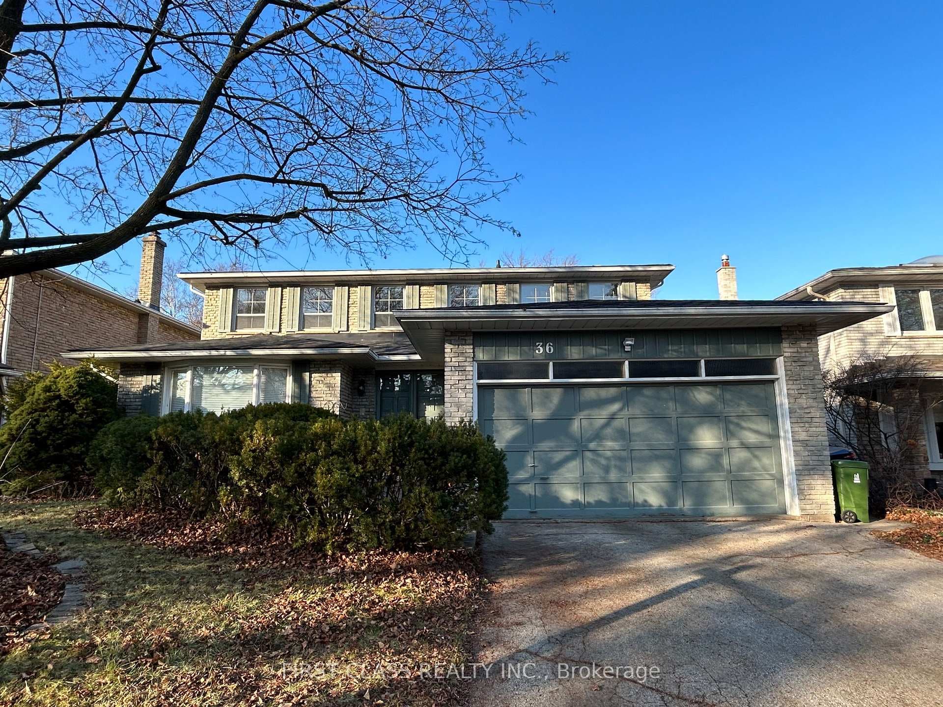 36 Tanbark Crescent photo 1