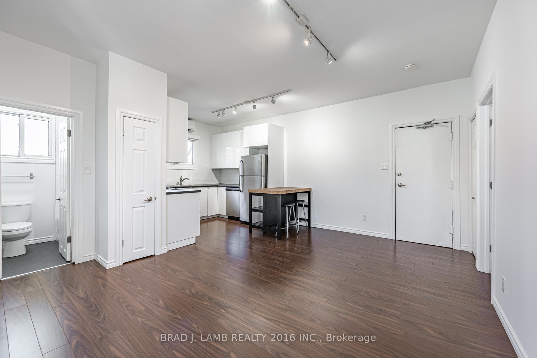 65 Wright Avenue Unit 4 photo 8