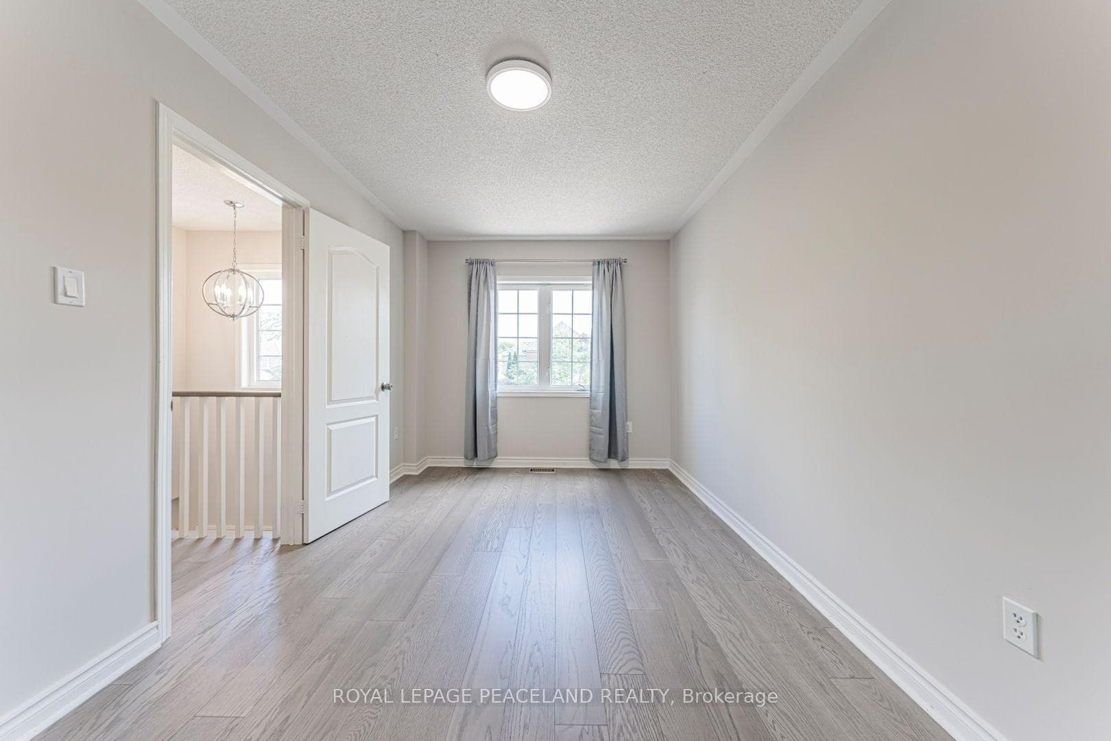 152 Flagstone Way photo 35