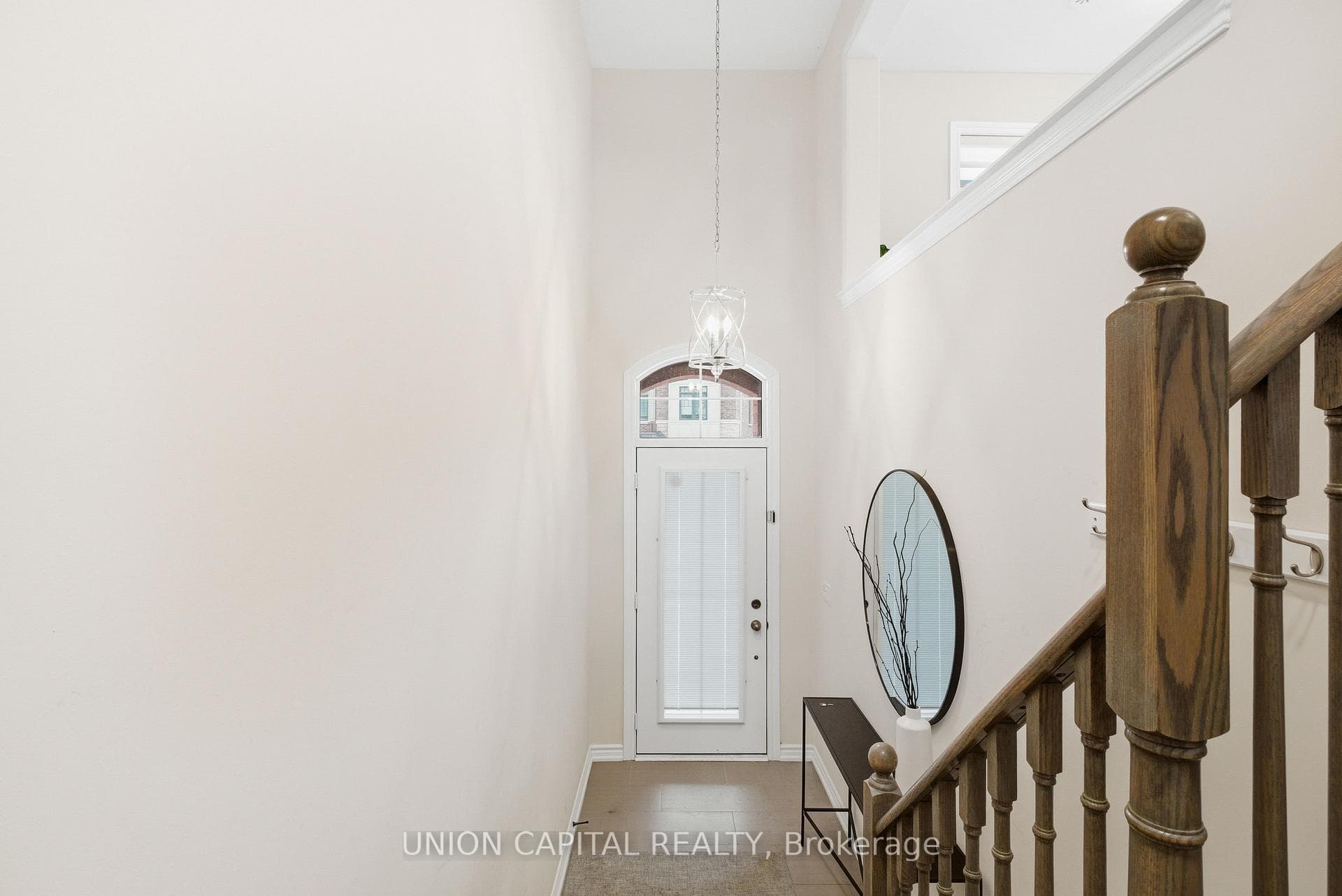9 Isabella Peach Drive photo 4
