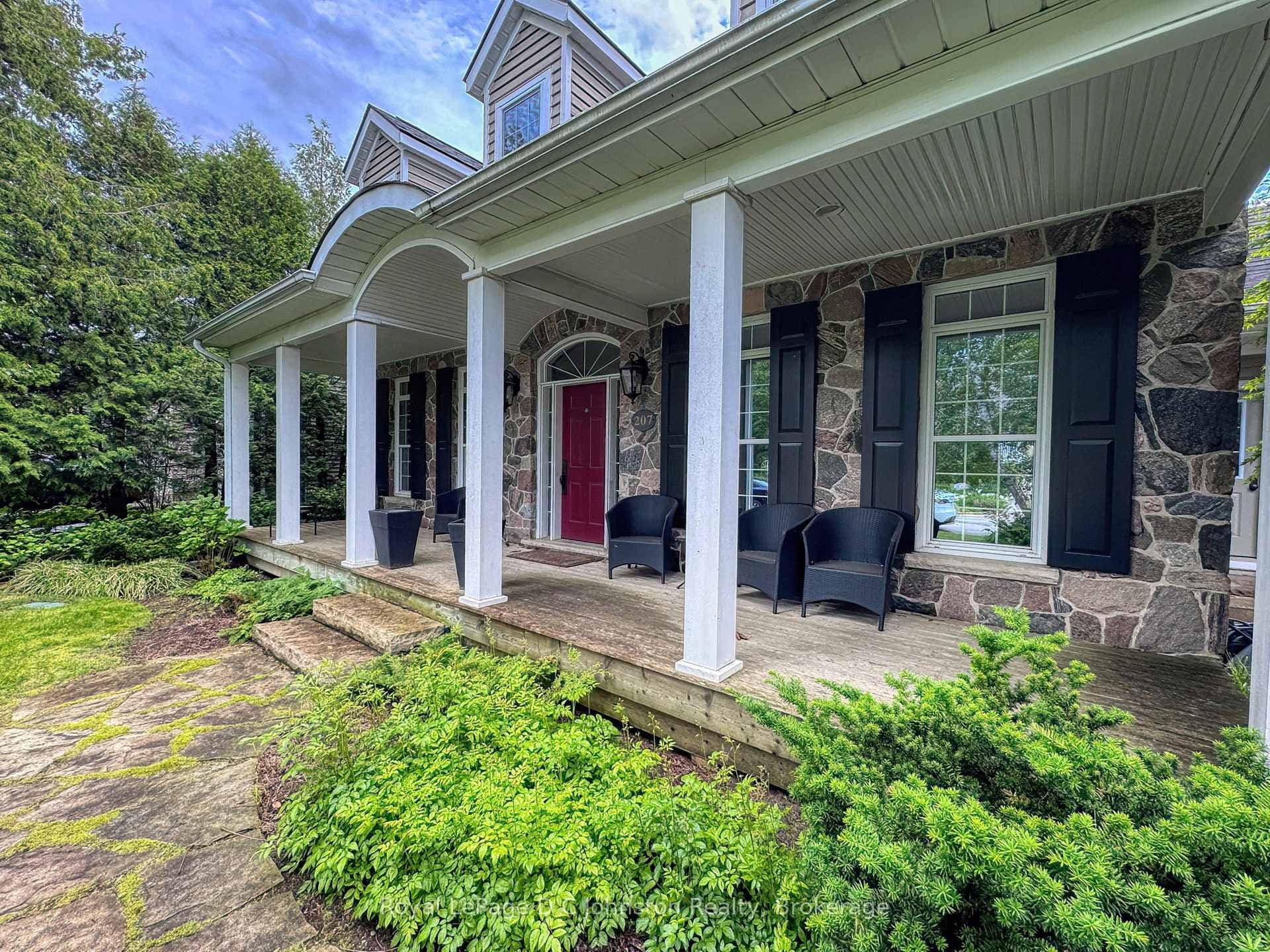 207 Beacon Lane photo 4