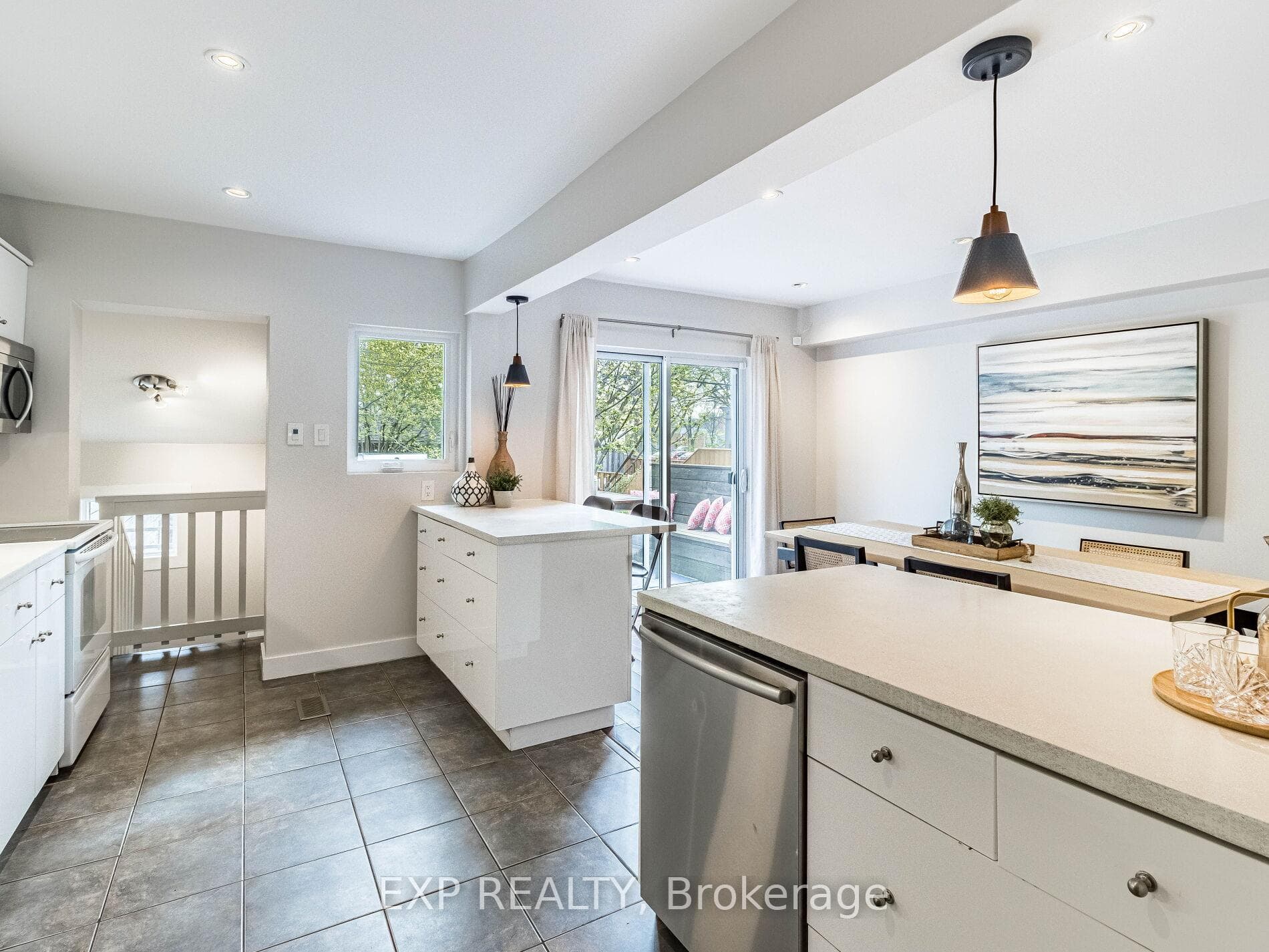 19 Phin Avenue photo 15