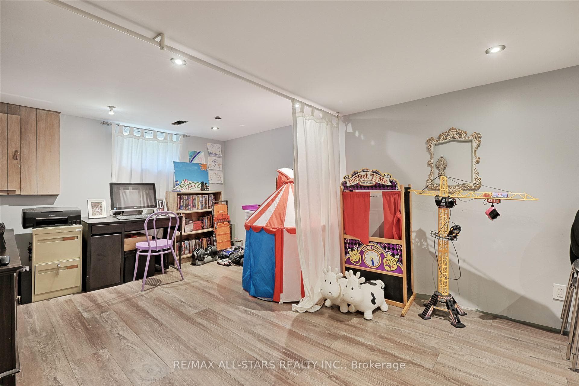 195 Phyllis Avenue photo 19