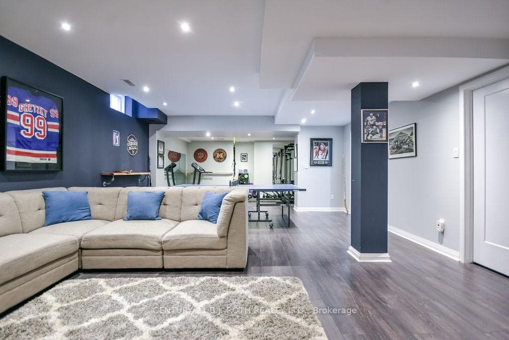 3 Prince Of Wales Drive photo 37