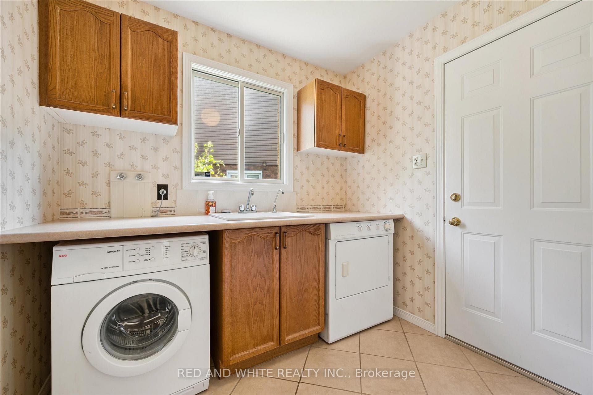 172 Mayberry Court photo 19