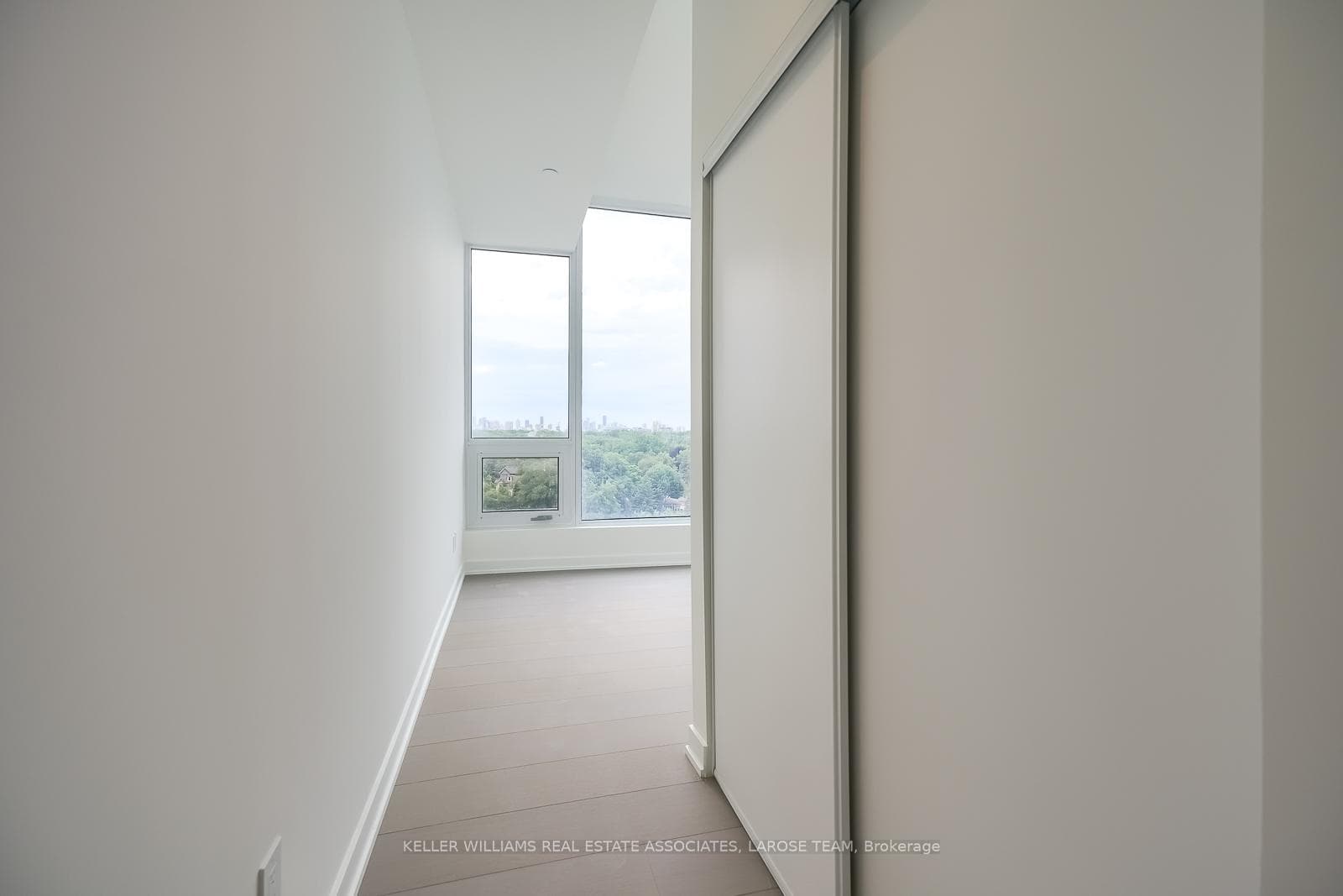 28 Ann Street Unit 821 photo 22