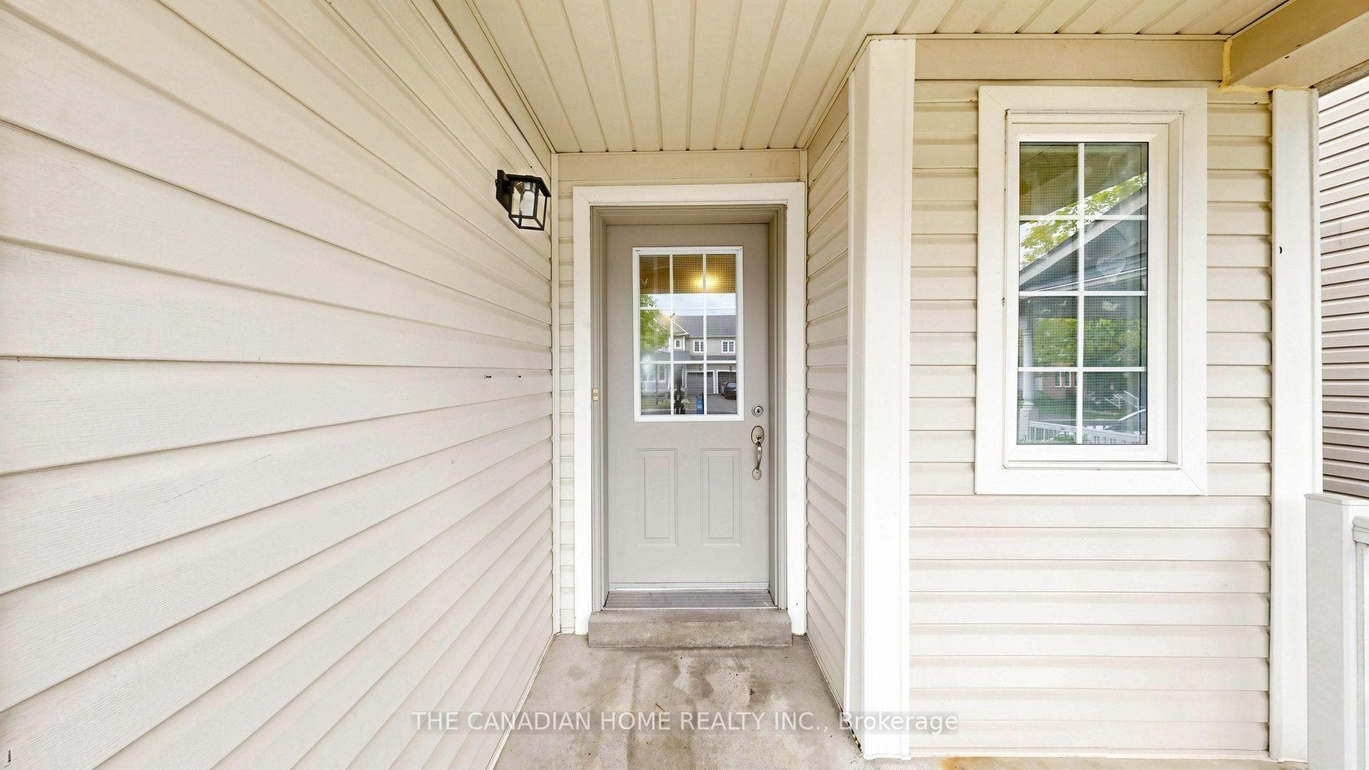31 Laurendale Avenue photo 6