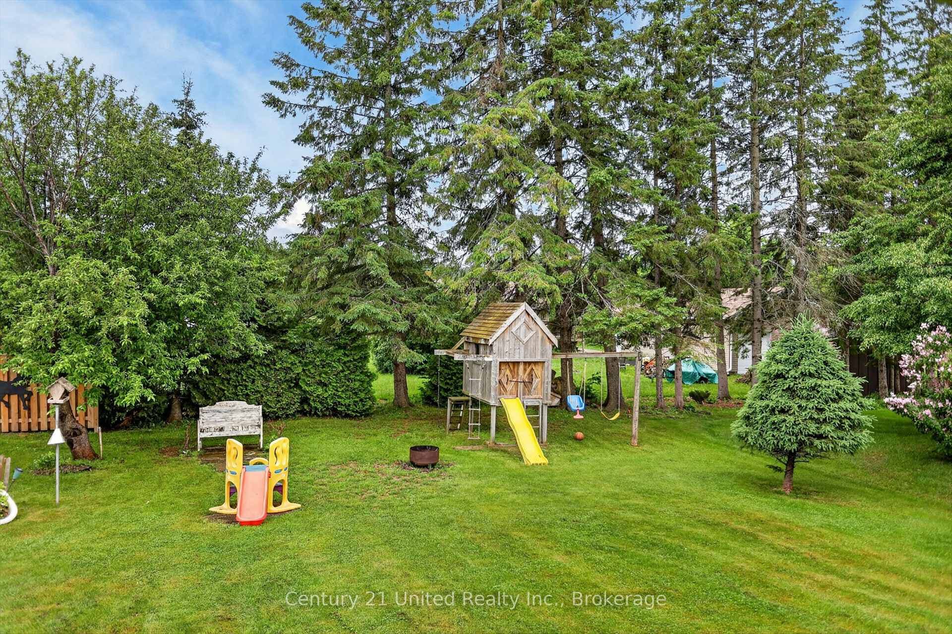 12 Emily Court photo 39
