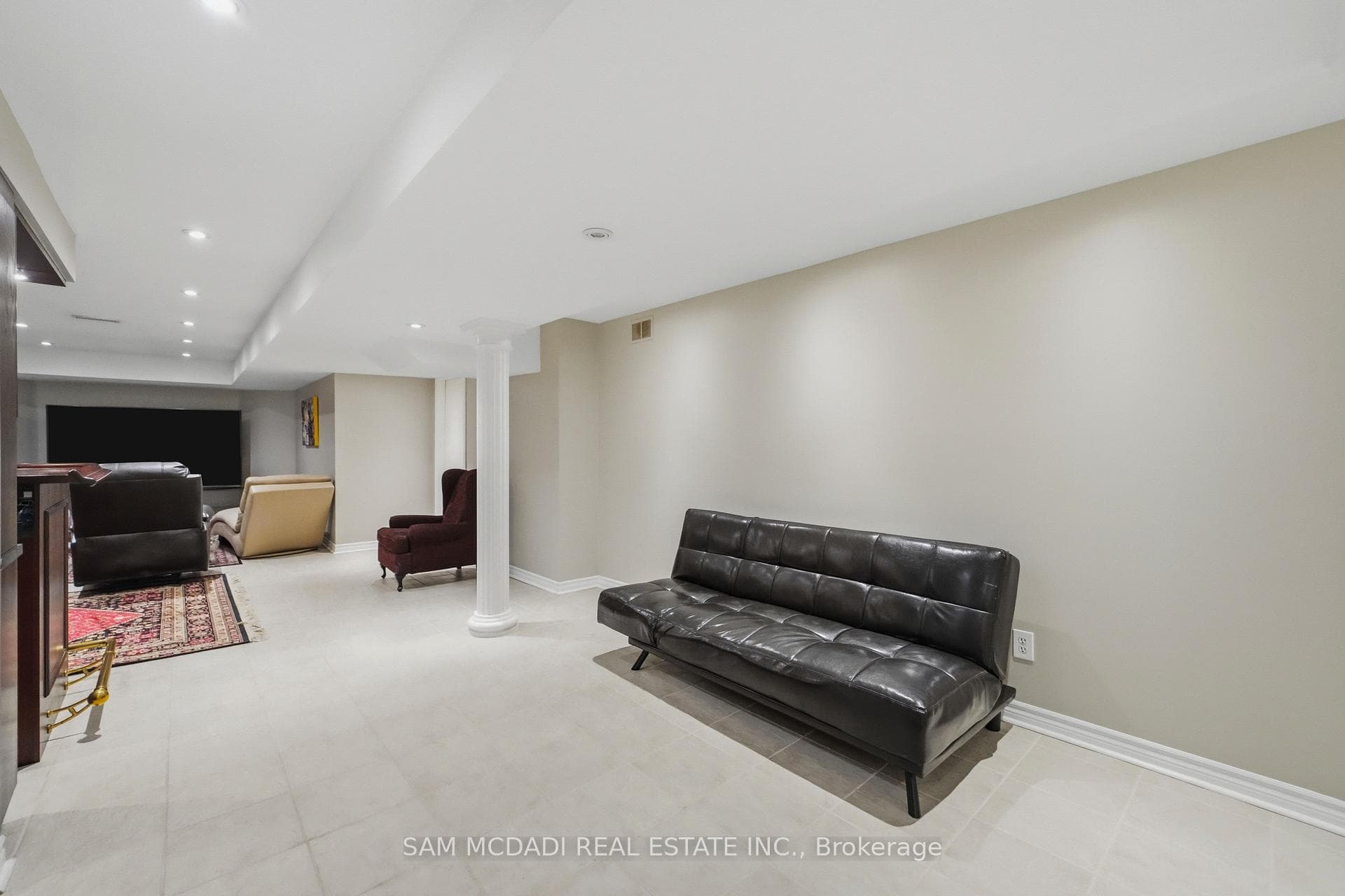 3605 Trelawny Circle photo 34