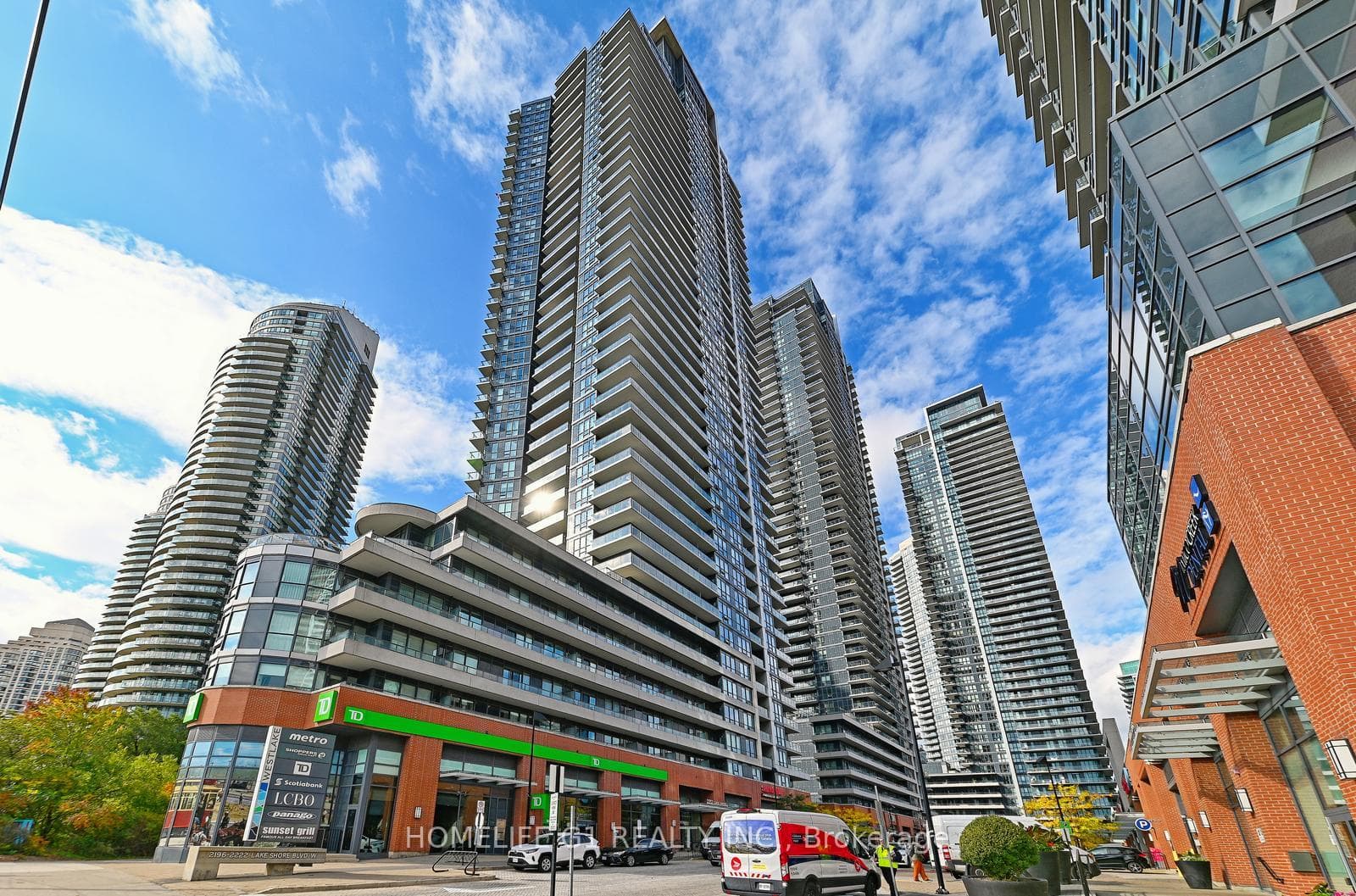 2212 Lakeshore Boulevard Unit 3308 photo 2