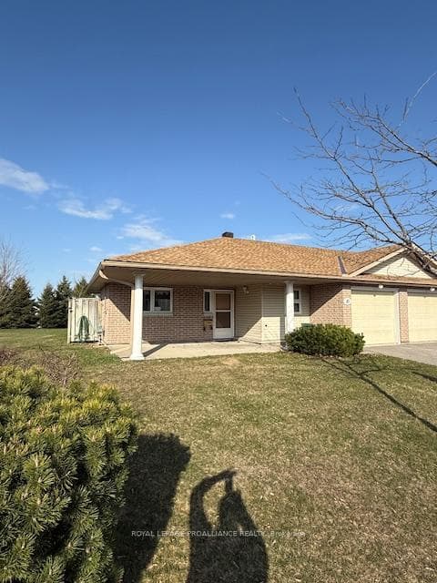 15 Aldersgate Crescent Unit 10 photo 1
