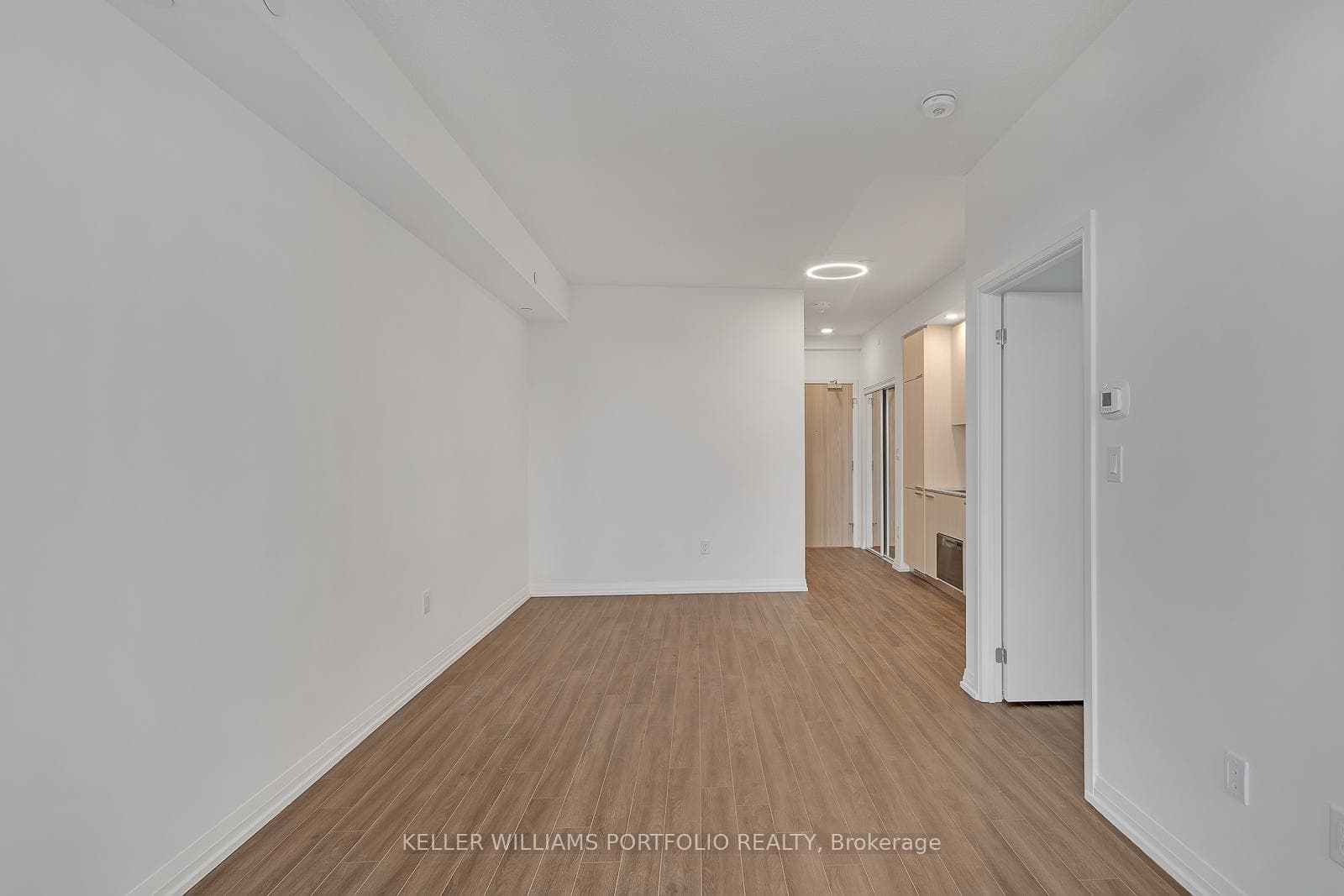 75 Canterbury Place Unit 608 photo 10