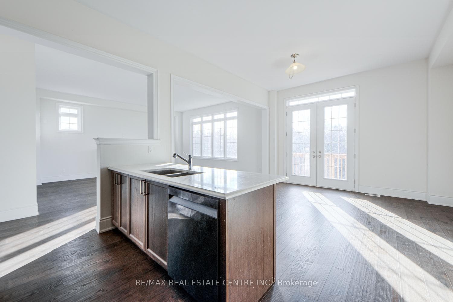 2492 ORCHESTRATE (UPPER) Drive photo 13