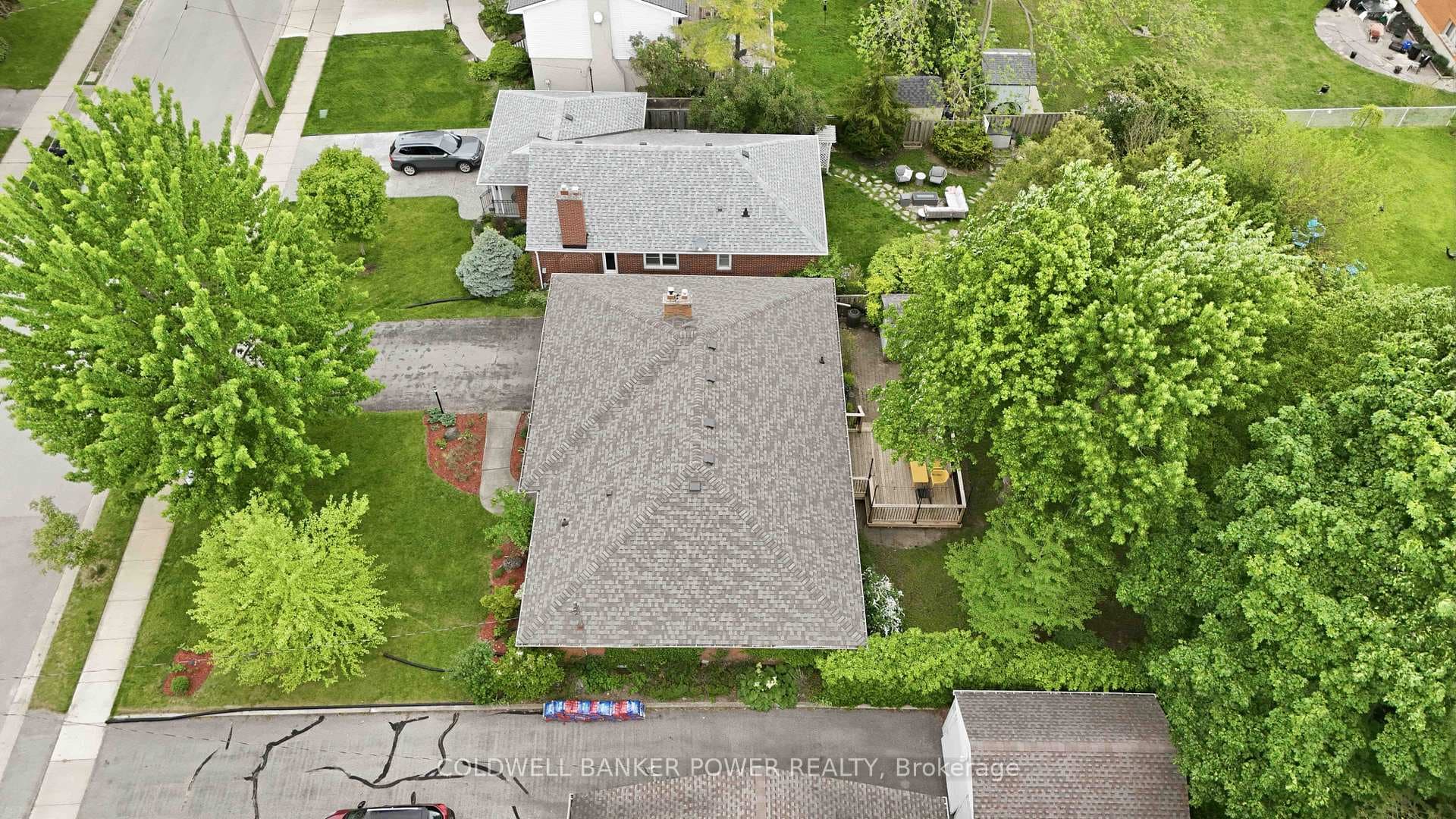 328 Connington Street photo 43