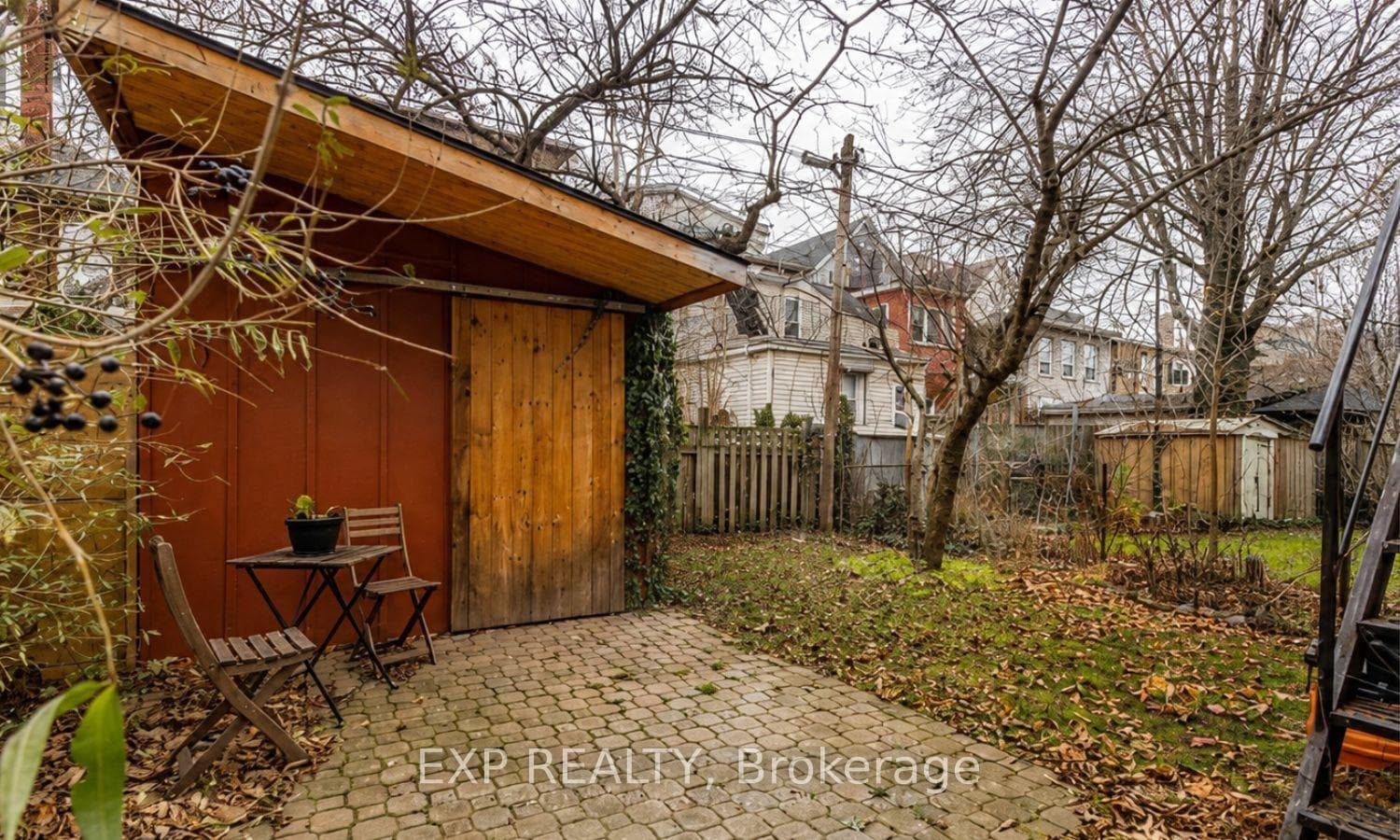 31 St Clair Avenue photo 12