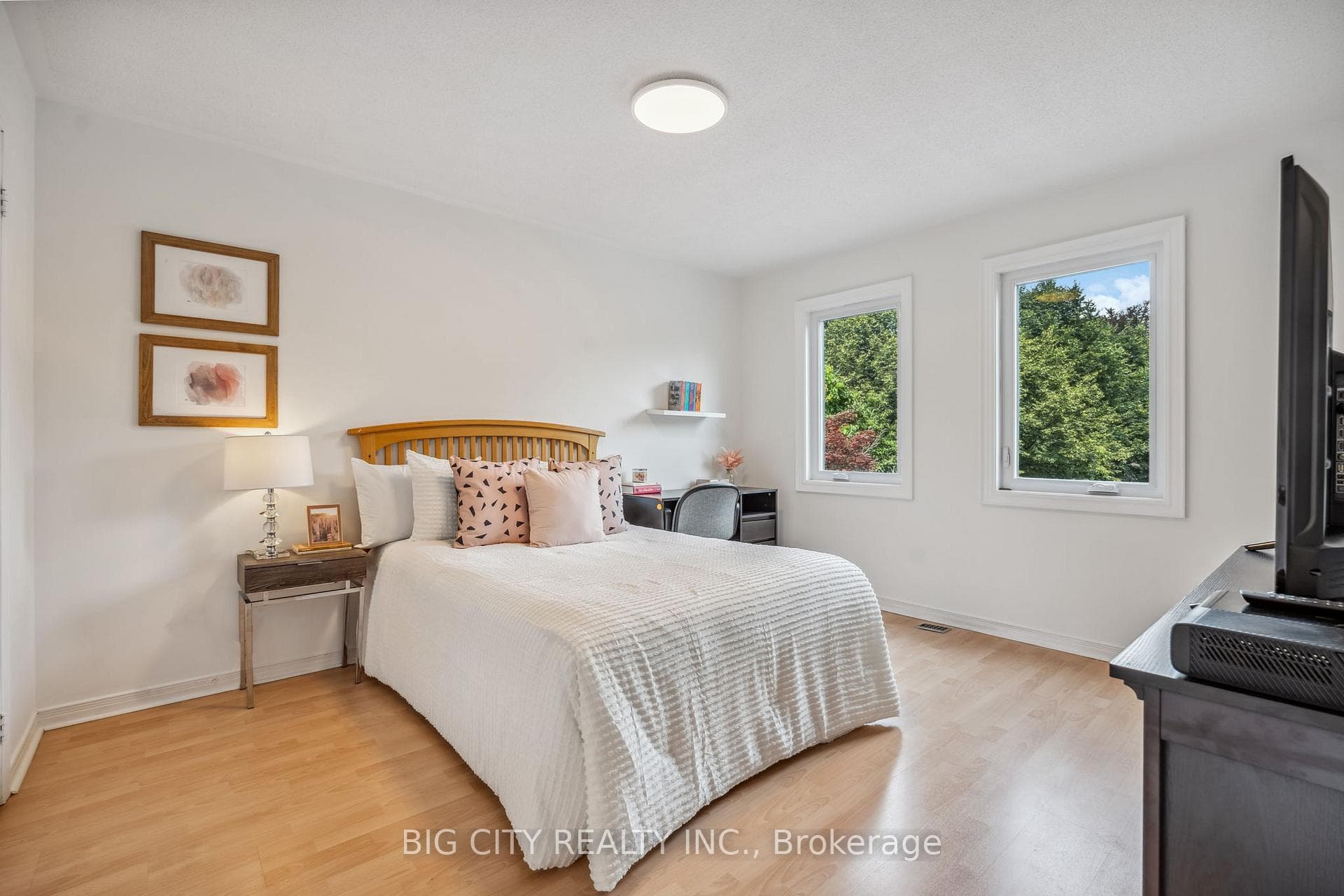 33 Goldsmith Crescent photo 27