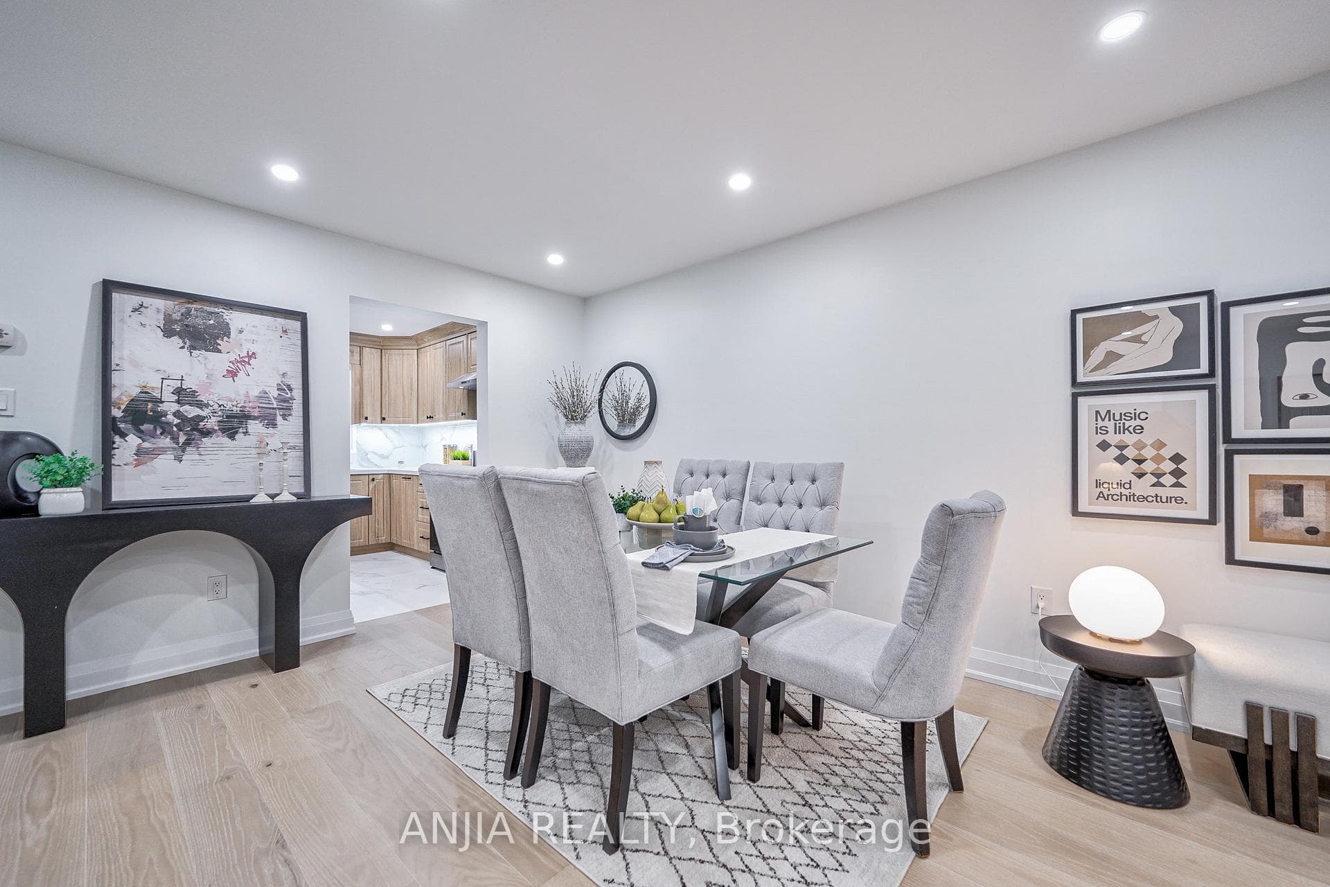 15 Brimwood Boulevard Unit 26 photo 9