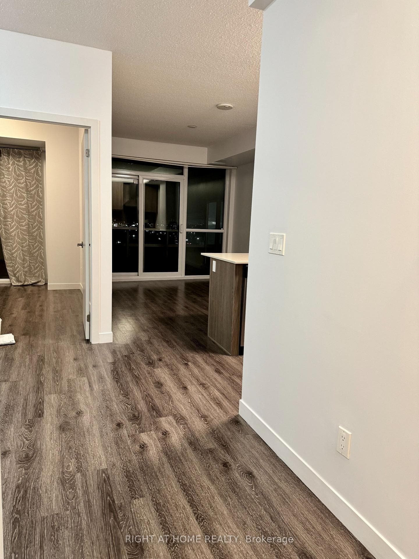 2093 Fairview Street Unit 1003 photo 5