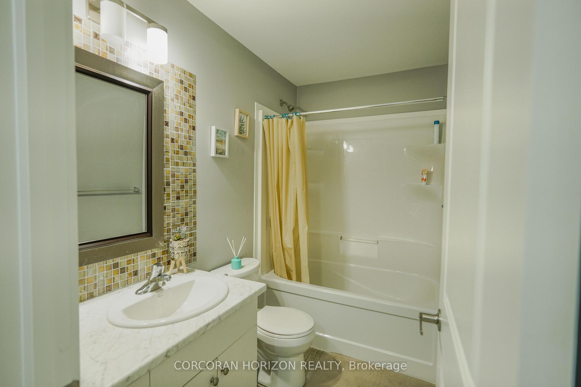 2070 Meadowgate Boulevard Unit 104 photo 21