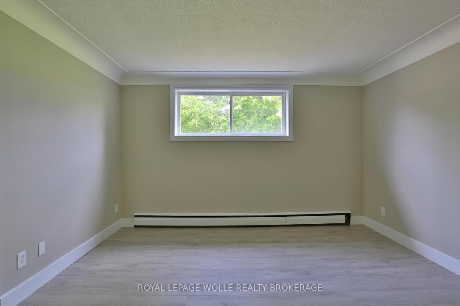 240 DUKE Street photo 19