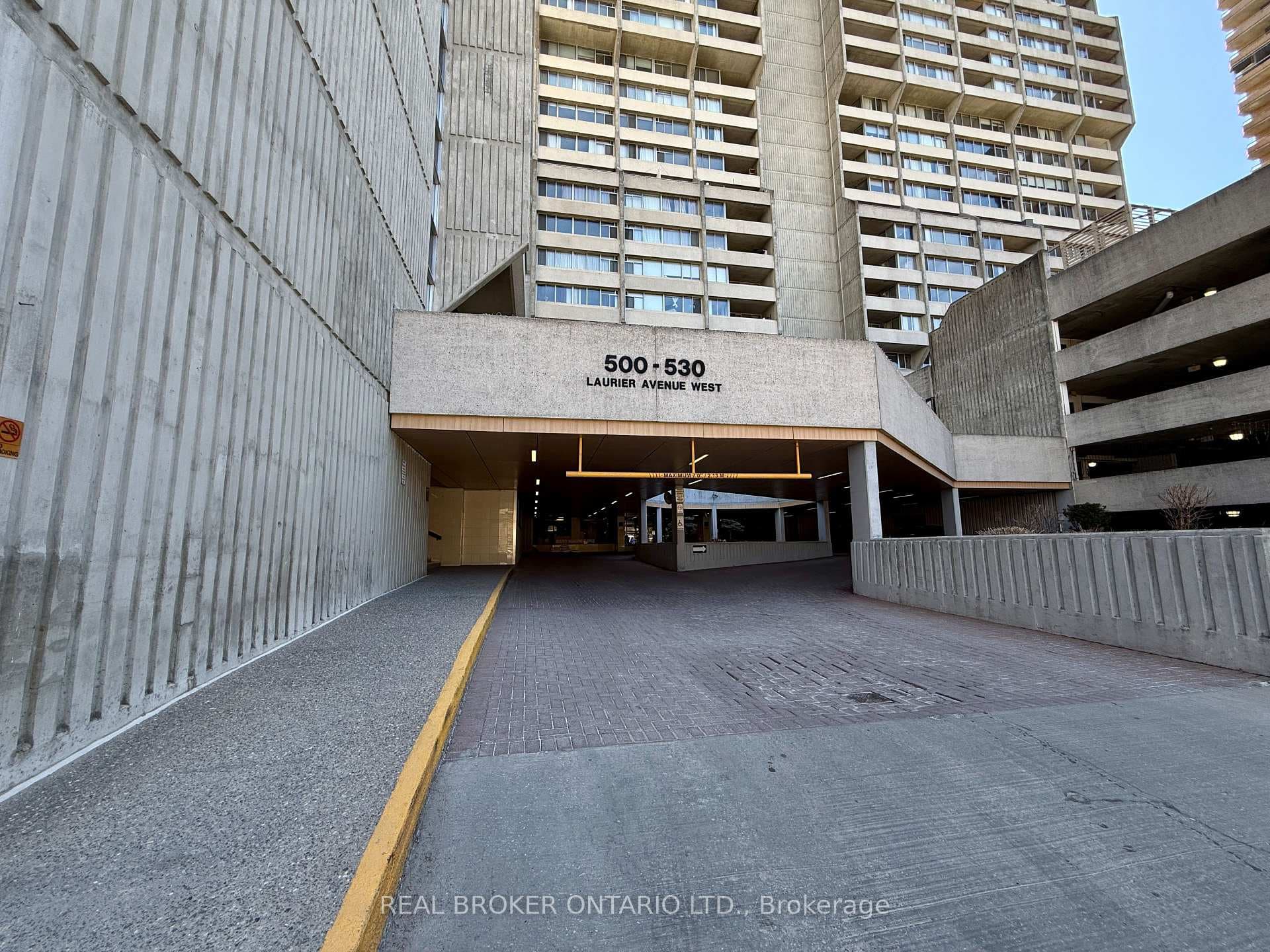 500 Laurier Avenue Unit 1506 photo 2