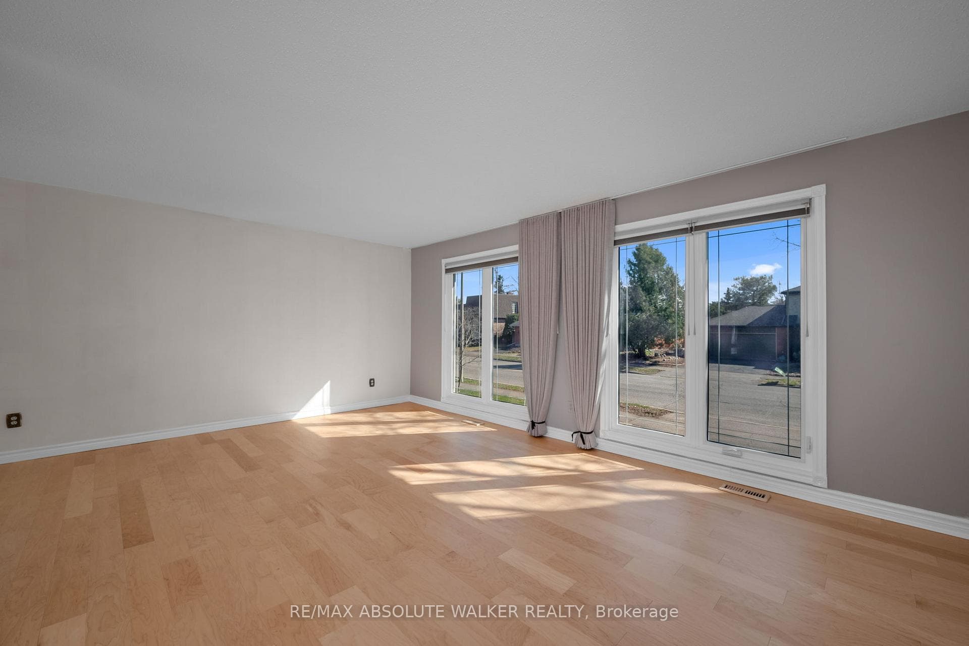1017 Plante Drive photo 19
