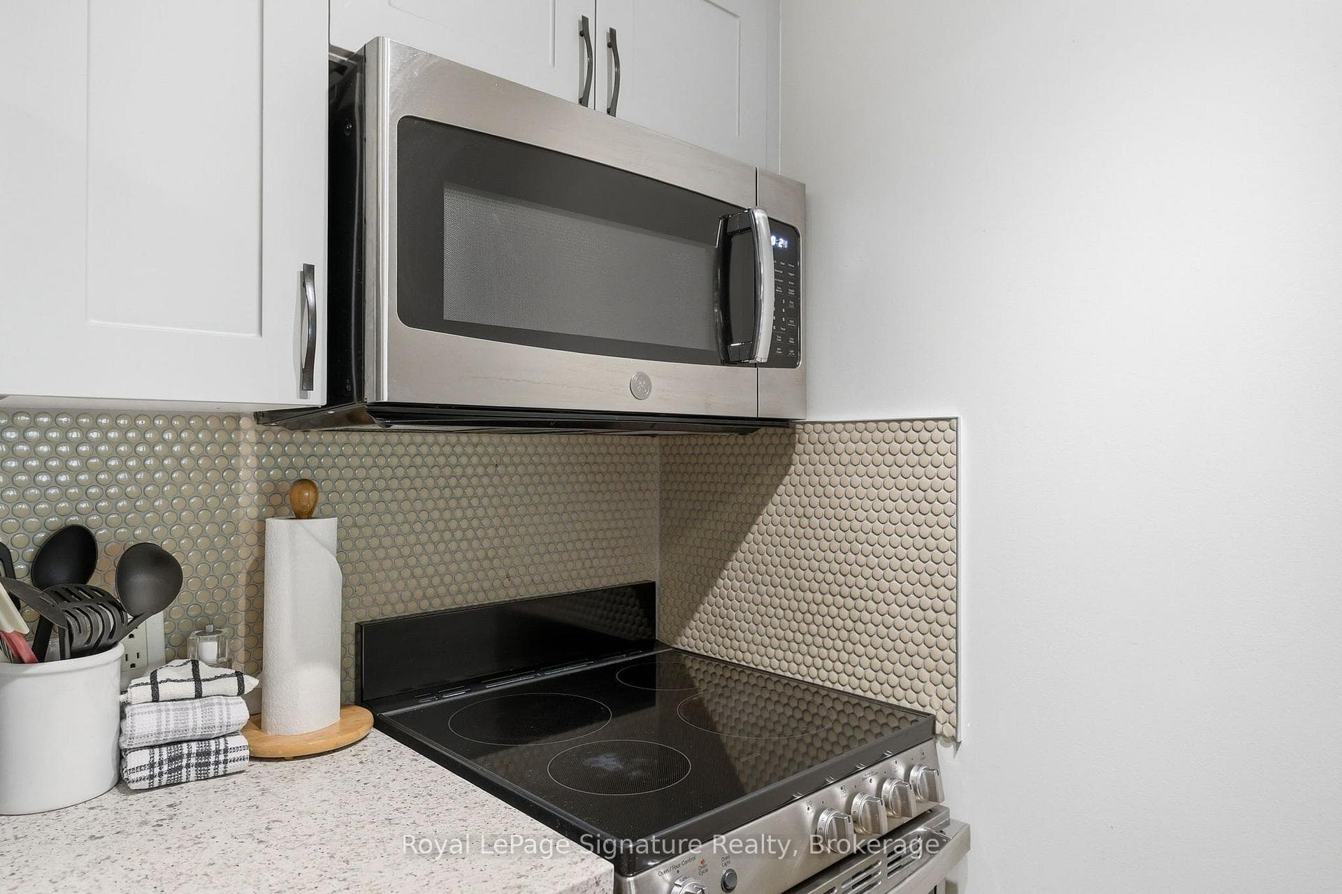 152 Jozo Weider Boulevard Unit 201 photo 10