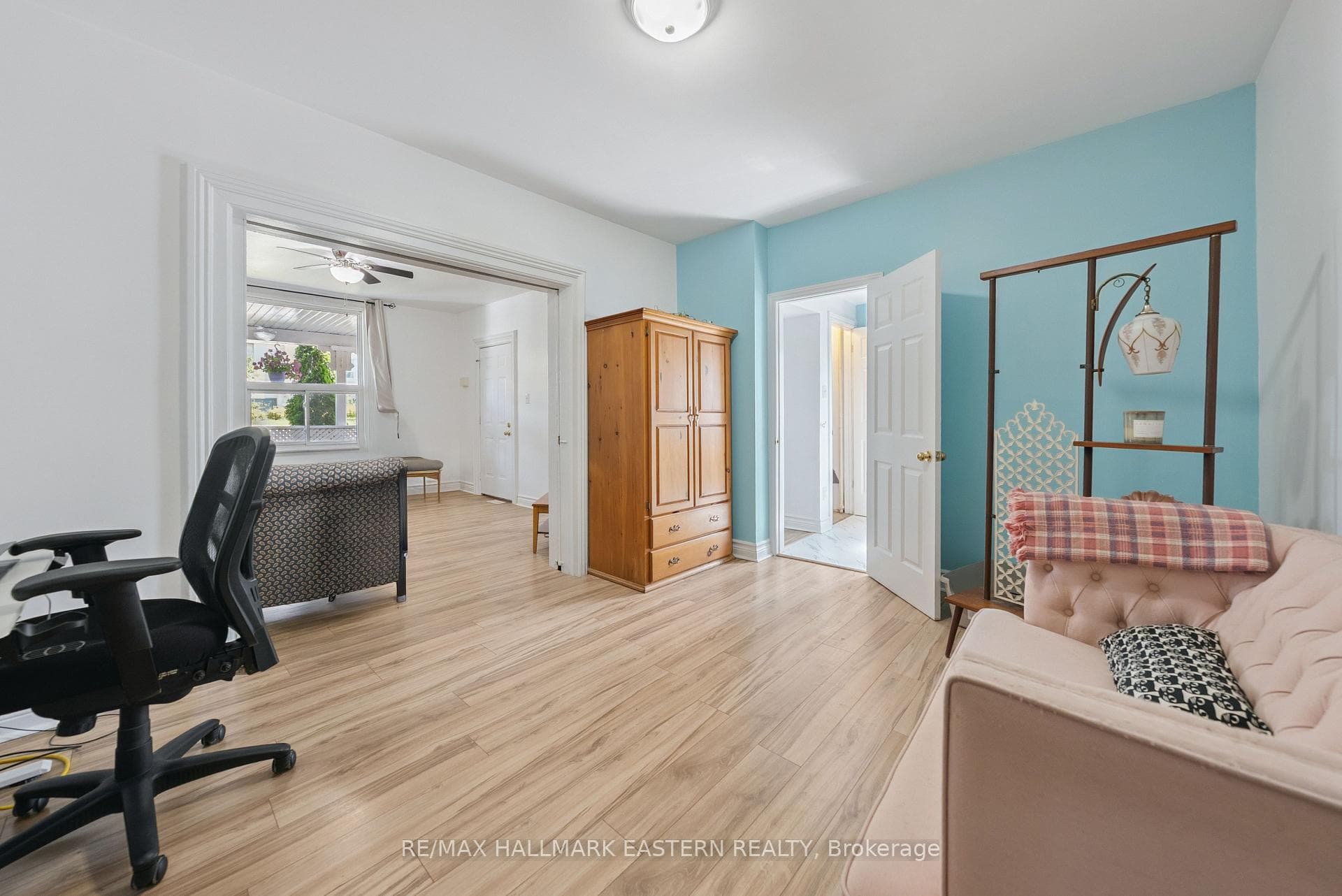 213 Brock Street photo 7