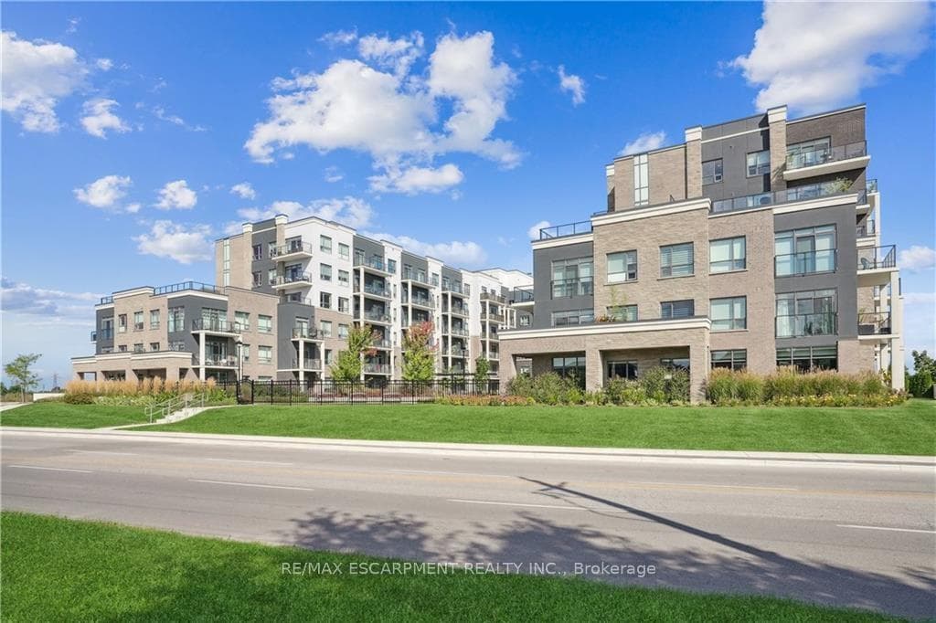 5055 Greenlane Road Unit 340 photo 2