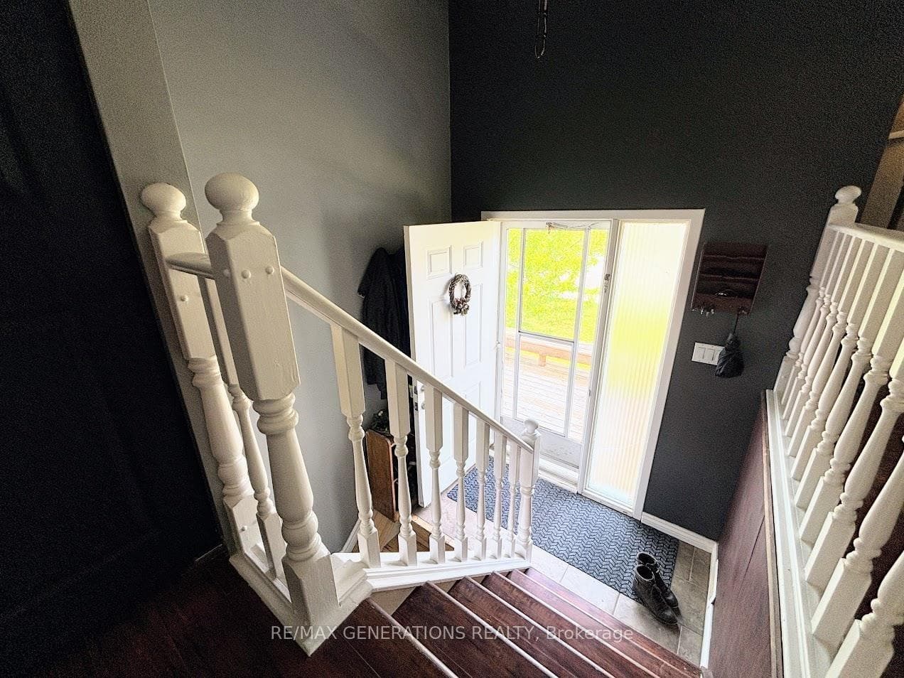 18 Hemlo Drive photo 22