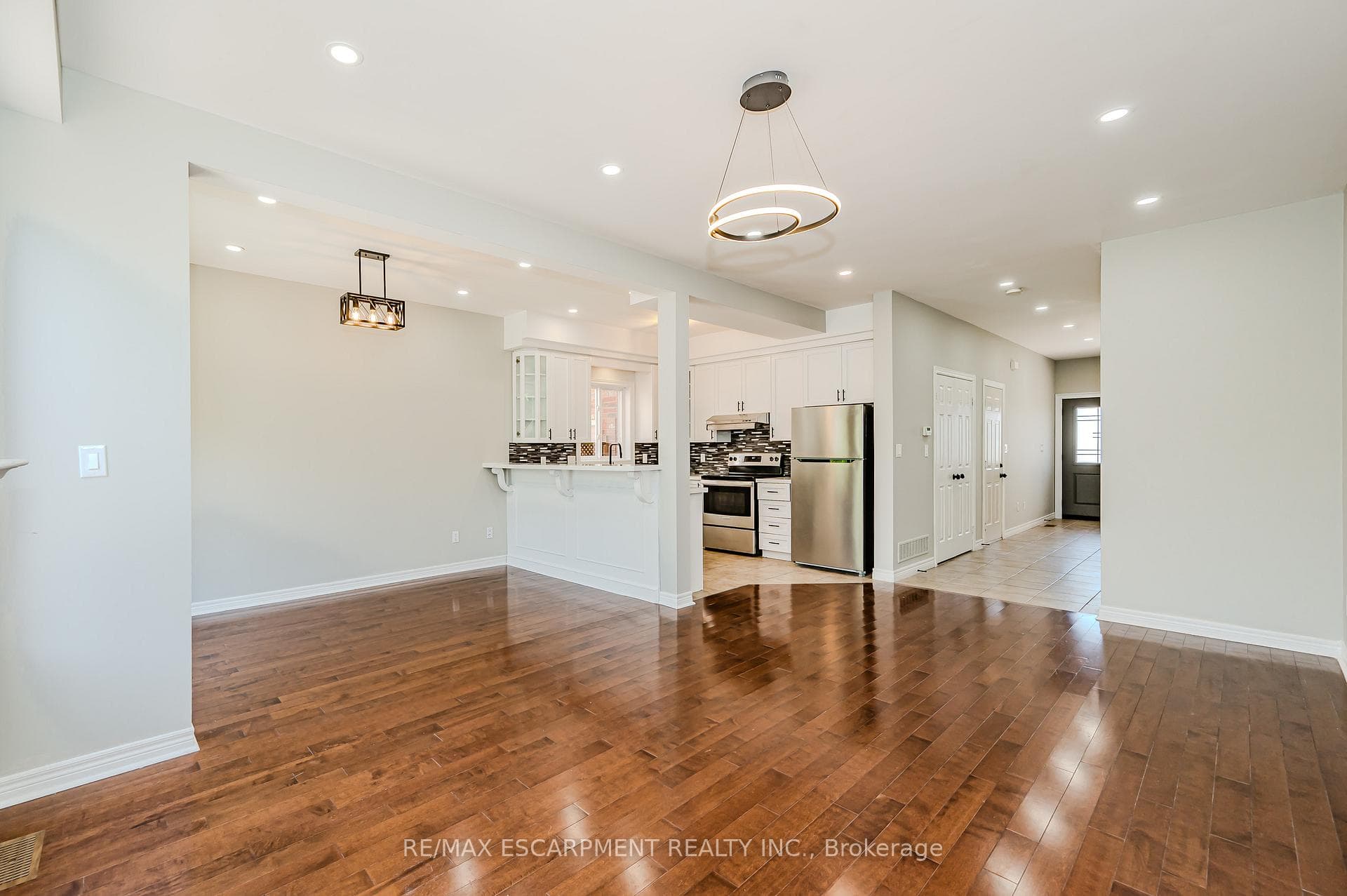 170 Edgehill Drive photo 13