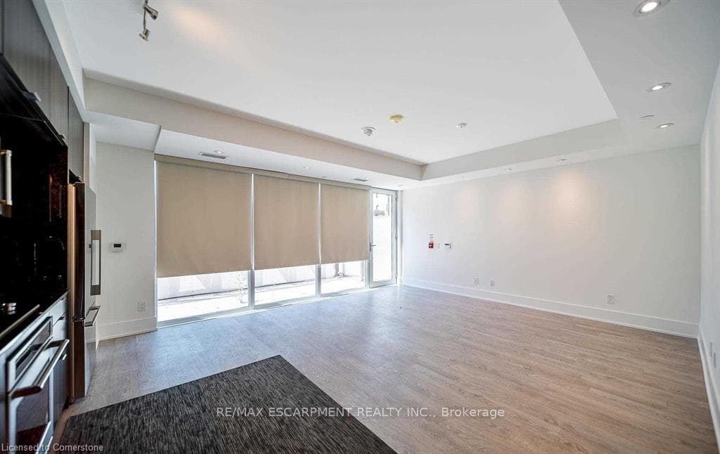 80 Vanauley Street Unit 120 photo 5