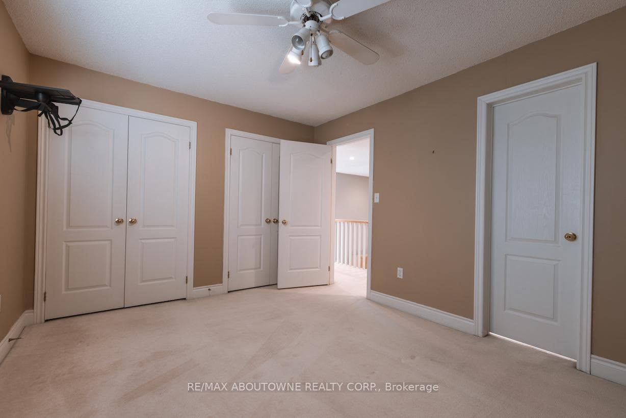 5427 Lakeshore Road Unit 11 photo 24