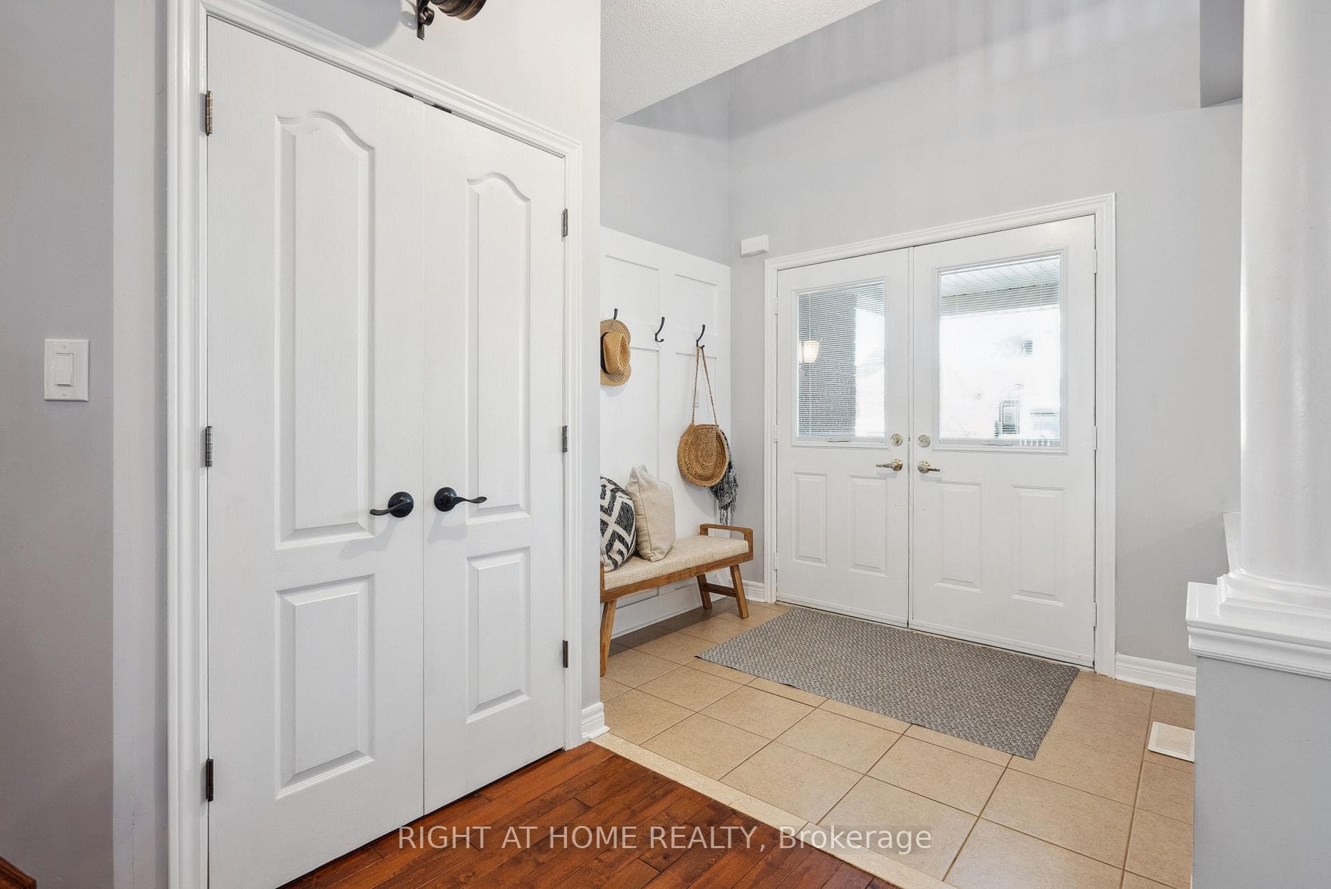 20 Bianca Drive photo 3