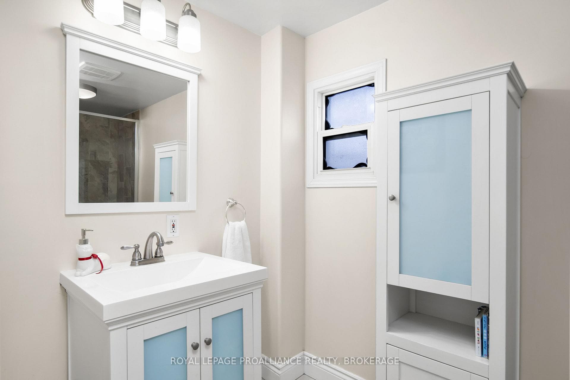 36 Kingscourt Avenue photo 5
