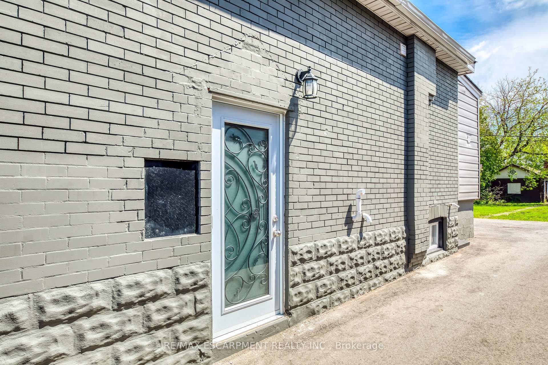 176 Garside Avenue photo 37
