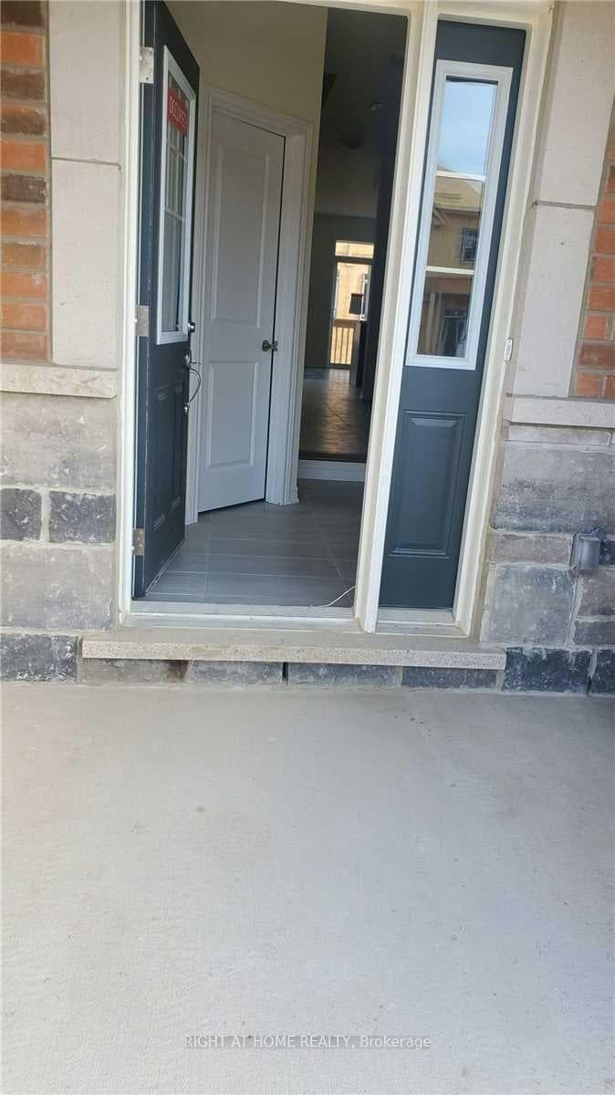 2257 Grainger Loop N/A photo 1