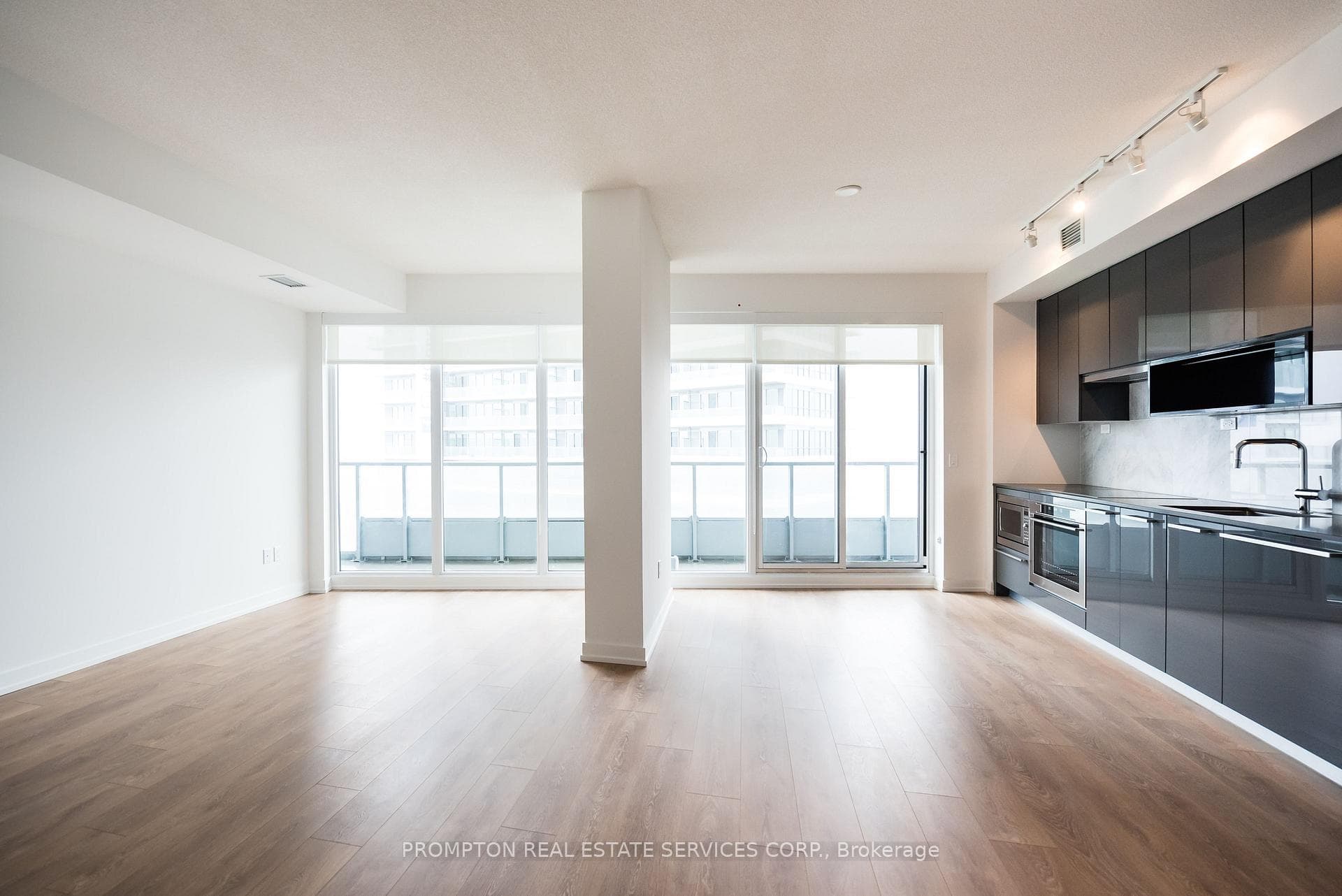 117 Mcmahon Drive Unit 207 photo 4