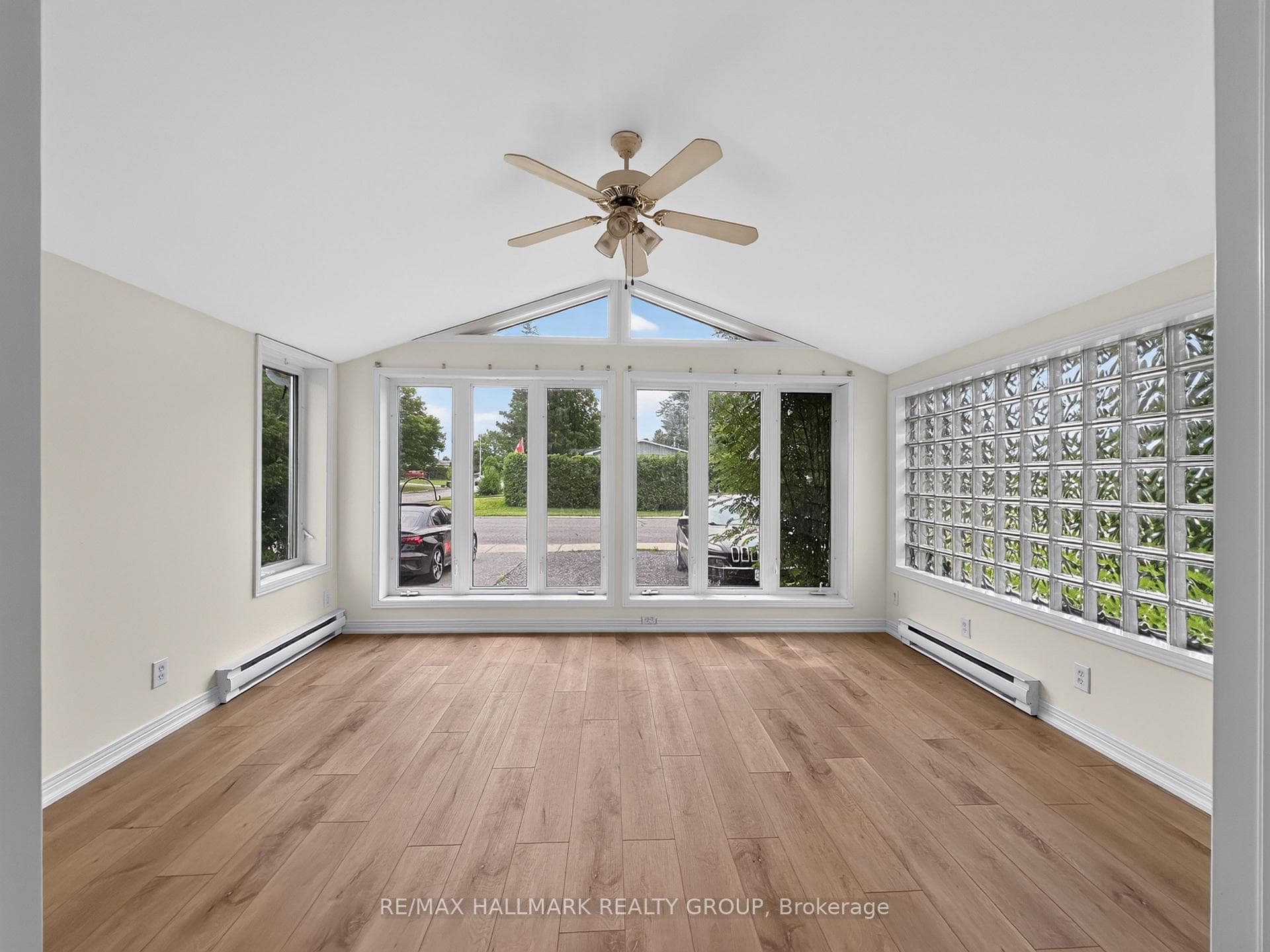 295 Amiens Street photo 10