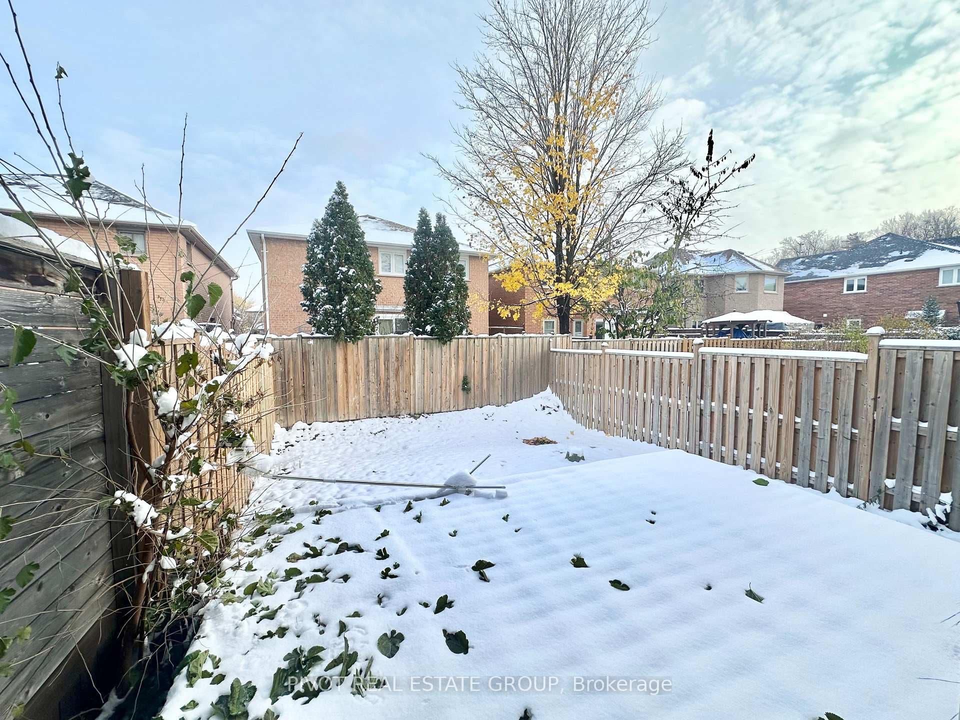 3682 Banff Court photo 10