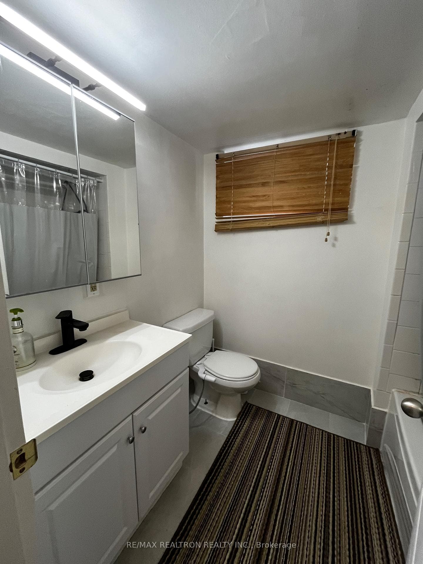 366 Browndale Crescent Unit Bsmt photo 10