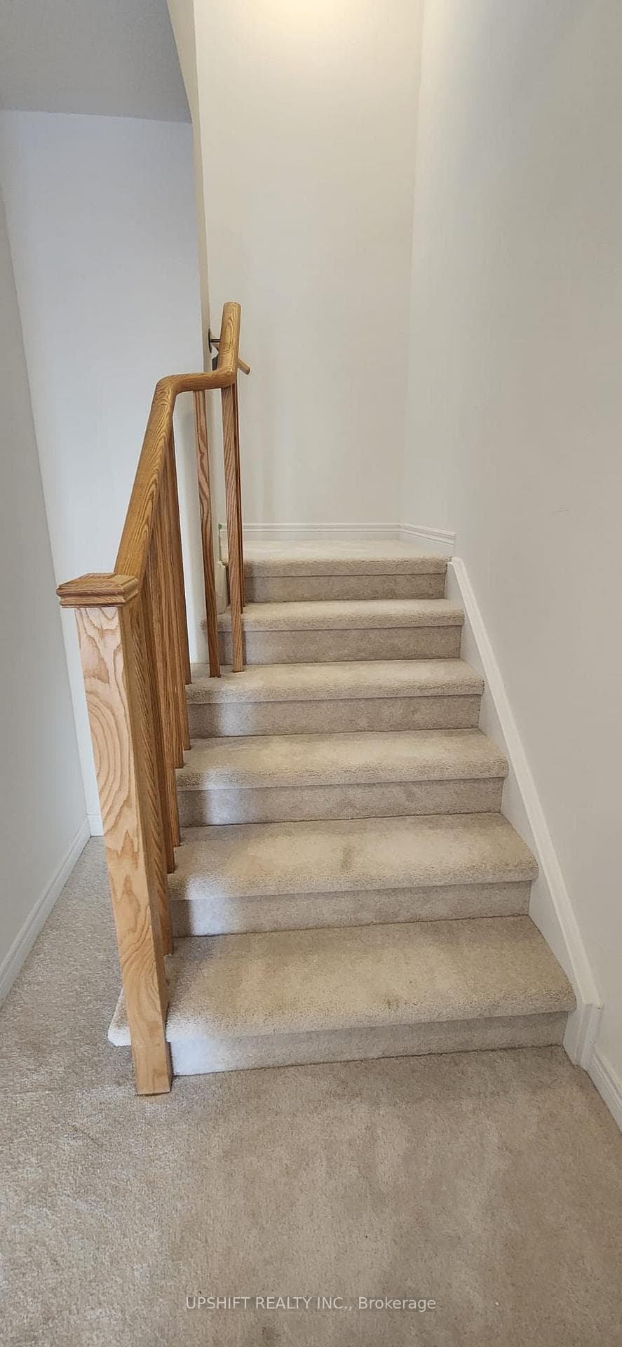 1067 Lockie Drive photo 2