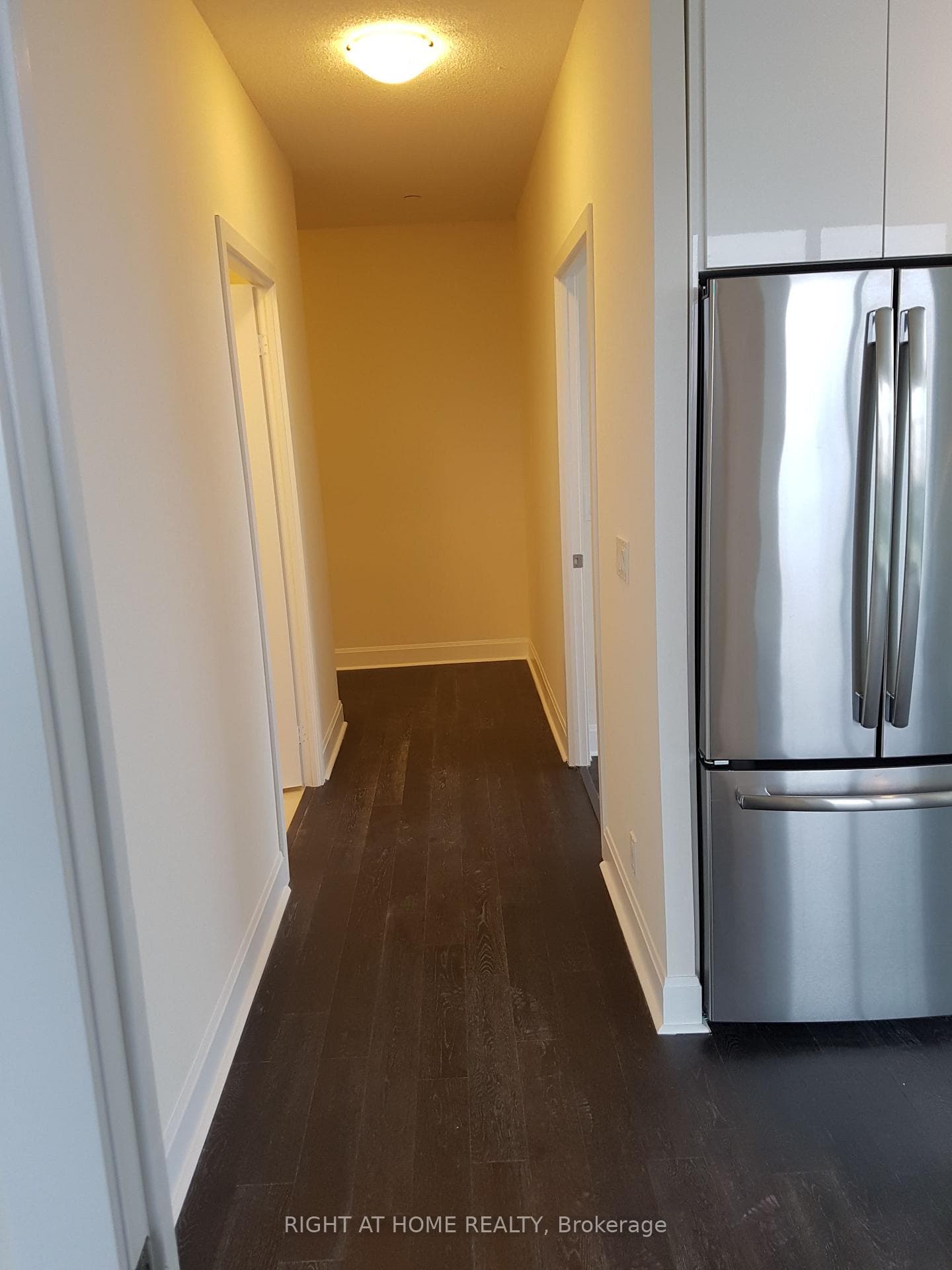 33 Shore Breeze Drive Unit 2403 photo 14