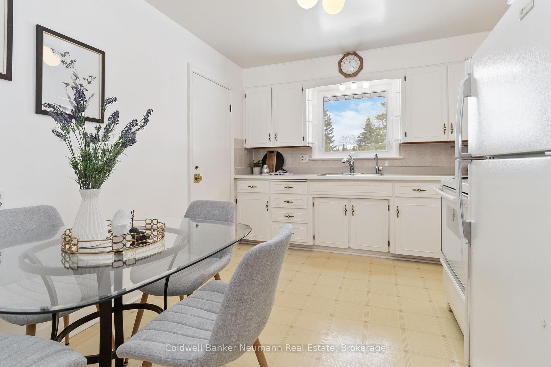 133 Westmount Road photo 15