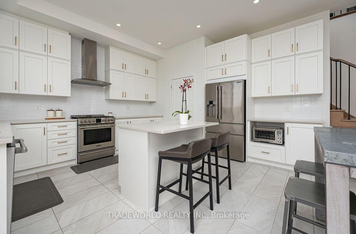 38 Marlene Johnston Drive photo 8