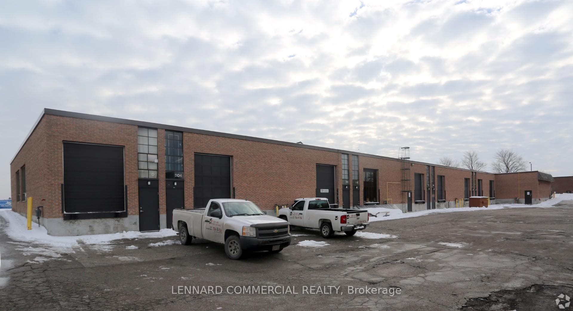 230 Wildcat Road photo 2